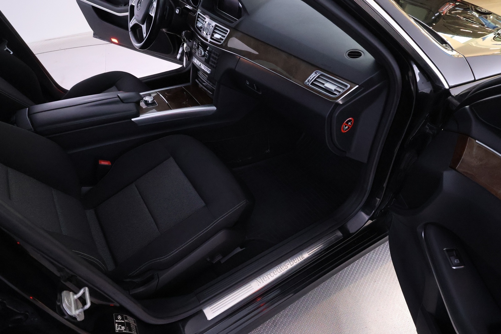 MERCEDES-BENZ E 2013