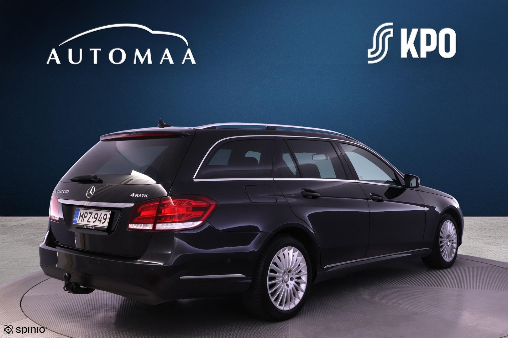 MERCEDES-BENZ E 2013