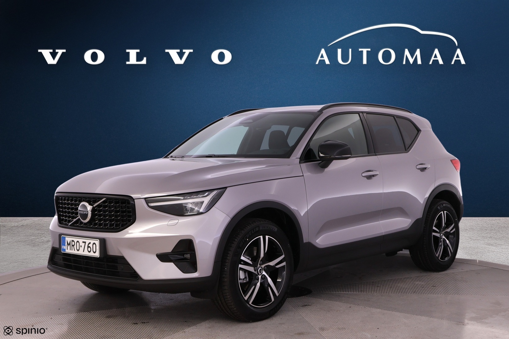 VOLVO XC40 2026