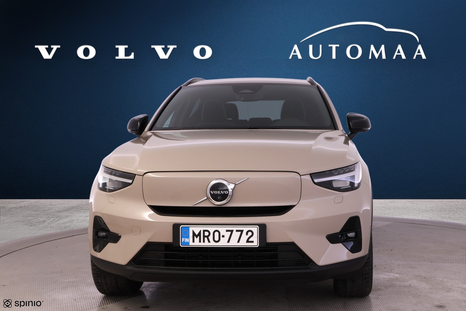 VOLVO EX40 2026