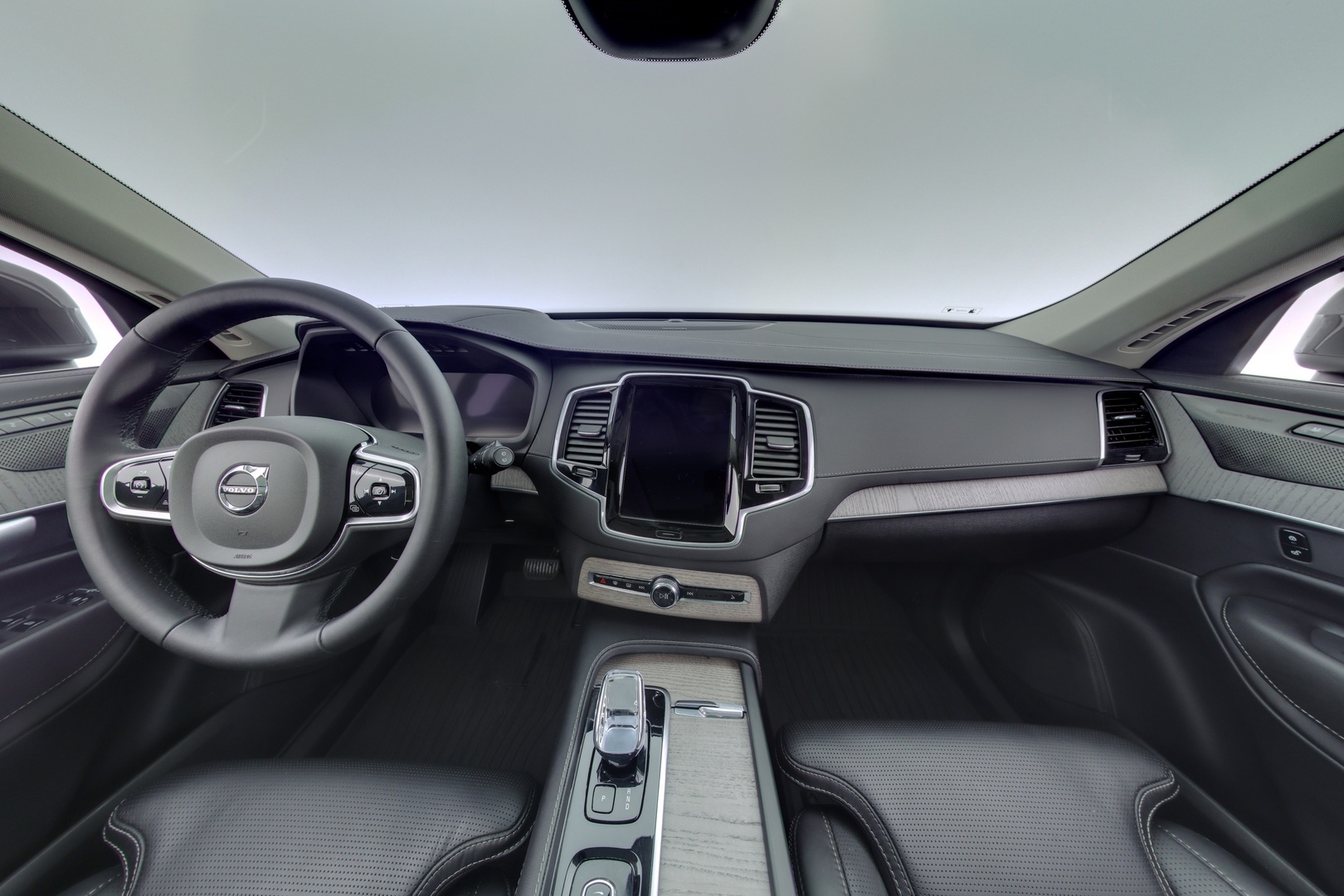 VOLVO XC90 2024