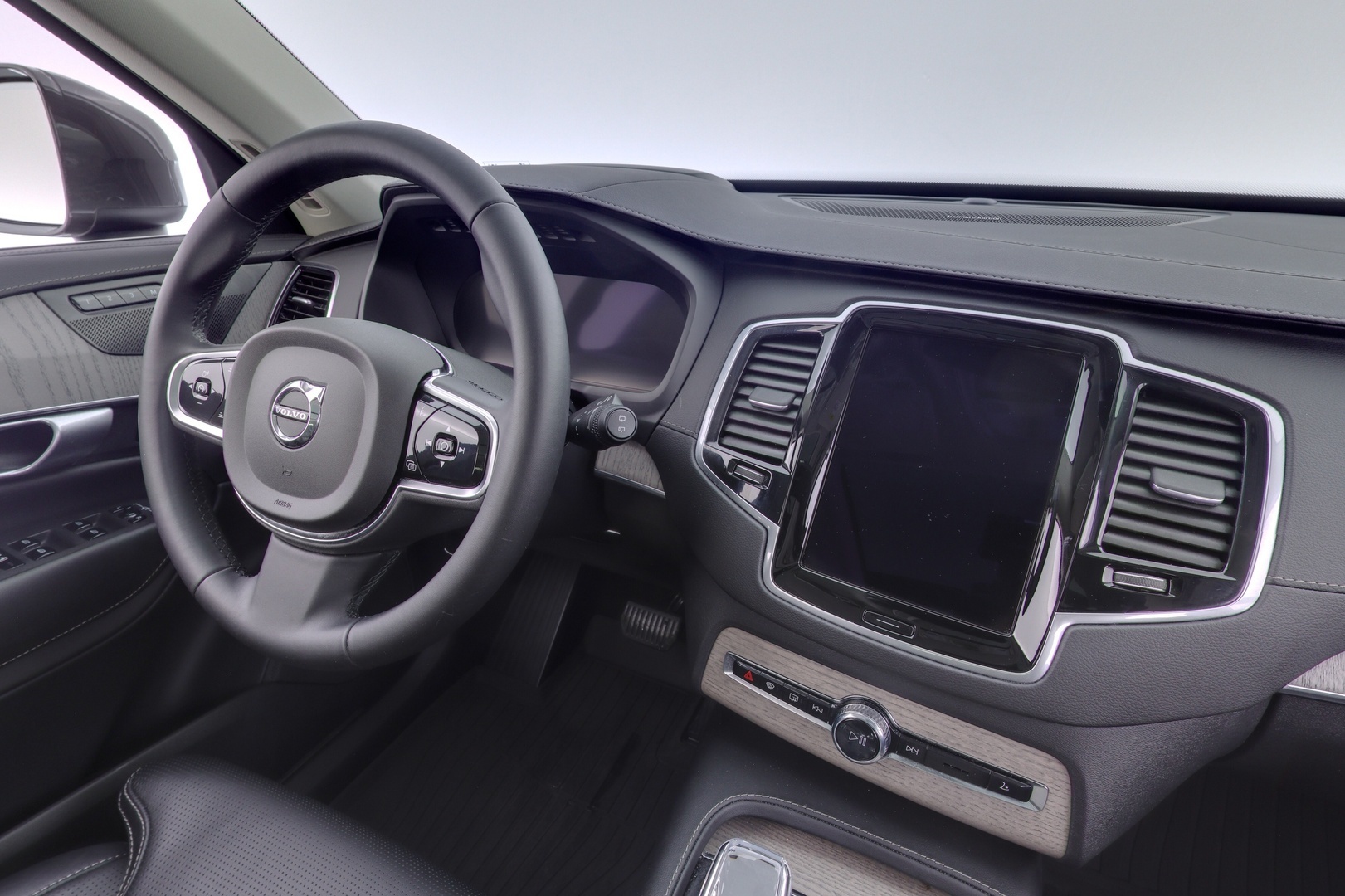 VOLVO XC90 2024