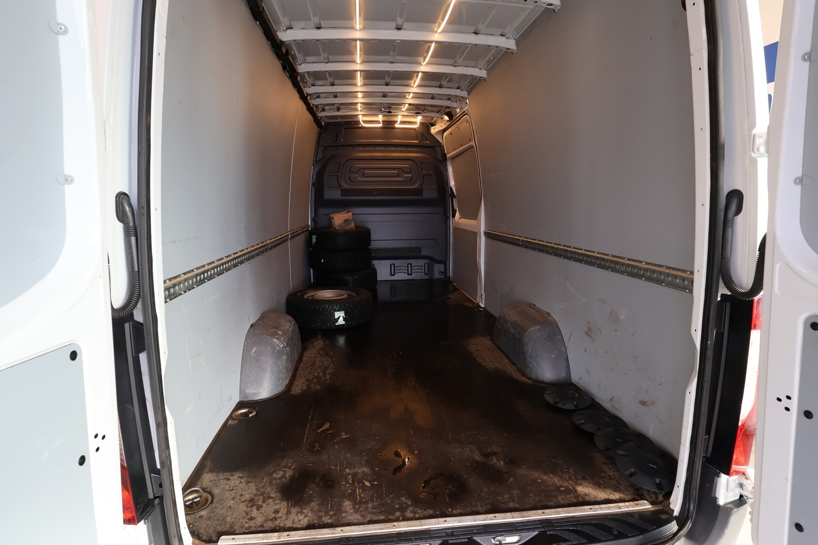 MERCEDES-BENZ Sprinter 2024