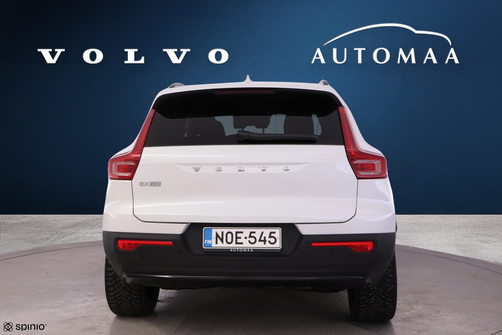 VOLVO EX40 5