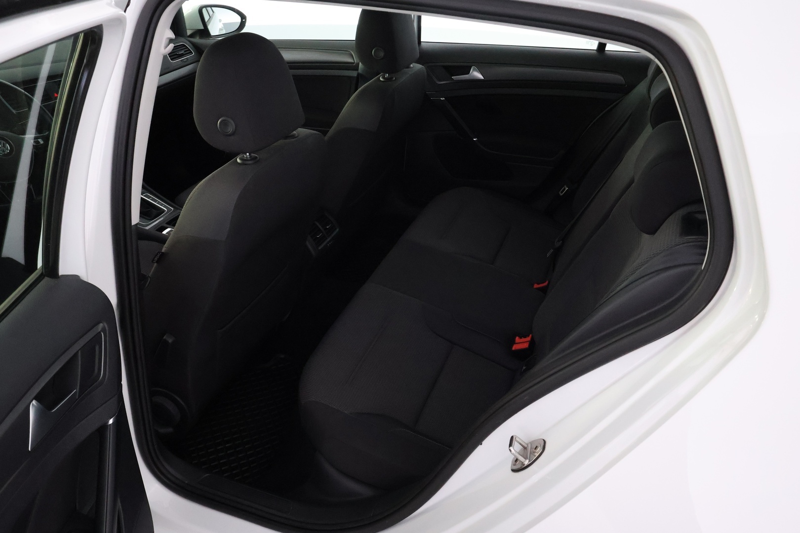 VOLKSWAGEN Golf 13