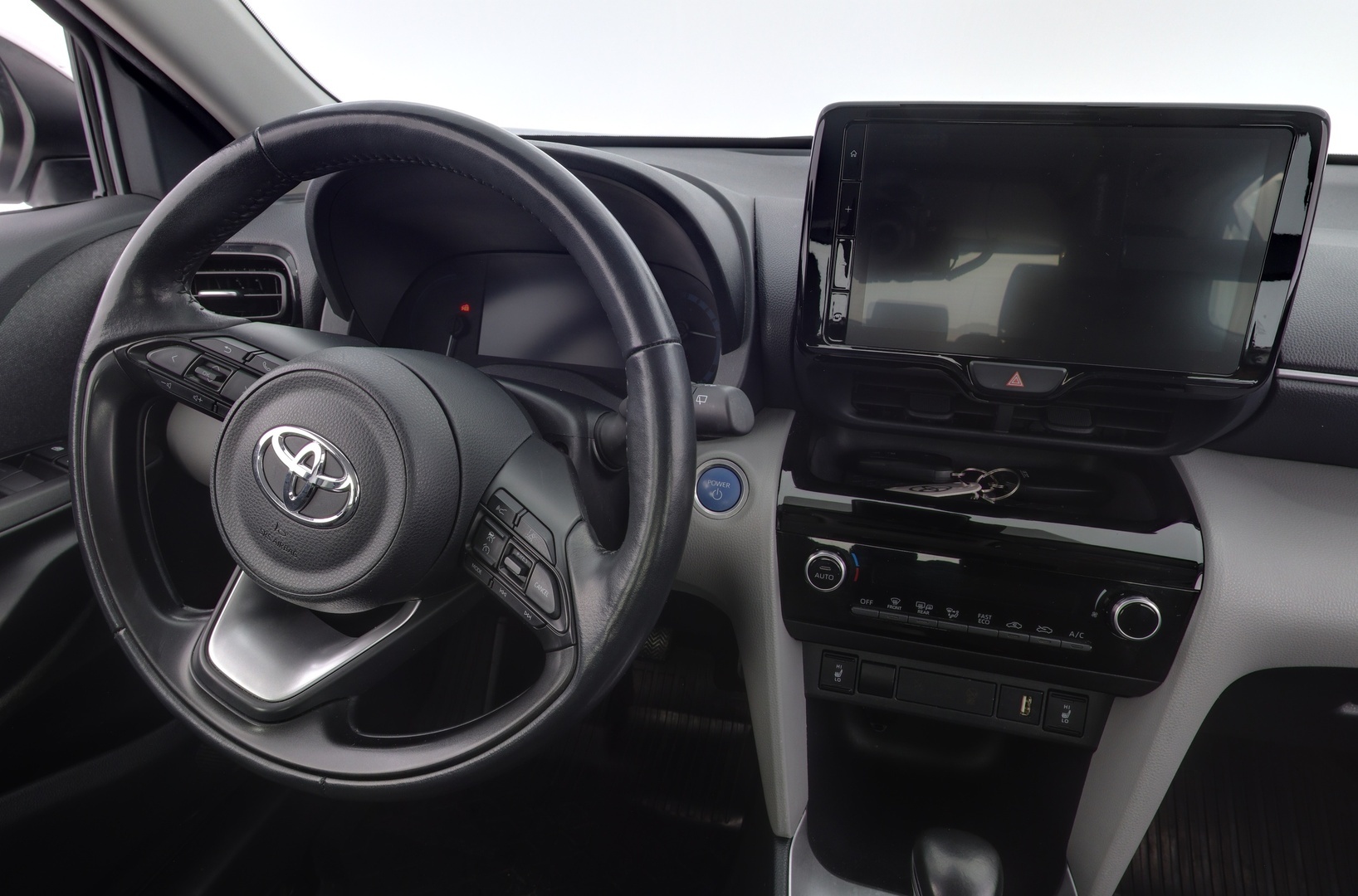 TOYOTA Yaris Cross 2022