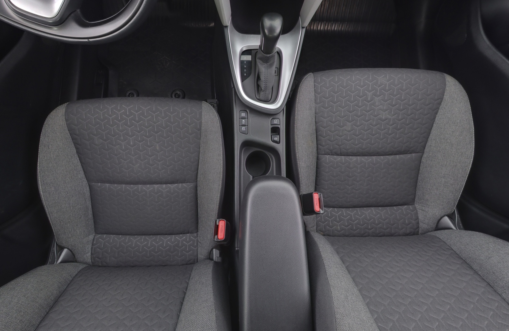 TOYOTA Yaris Cross 2022