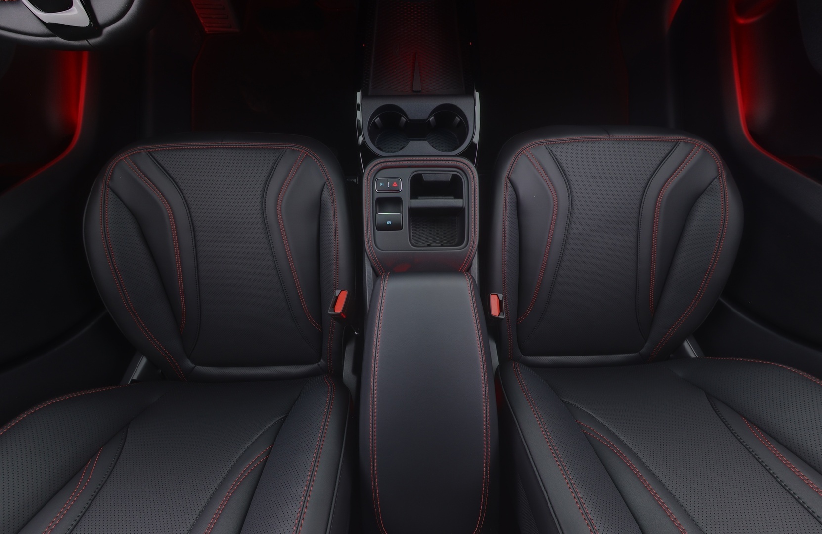 FORD Mustang Mach-E 2025