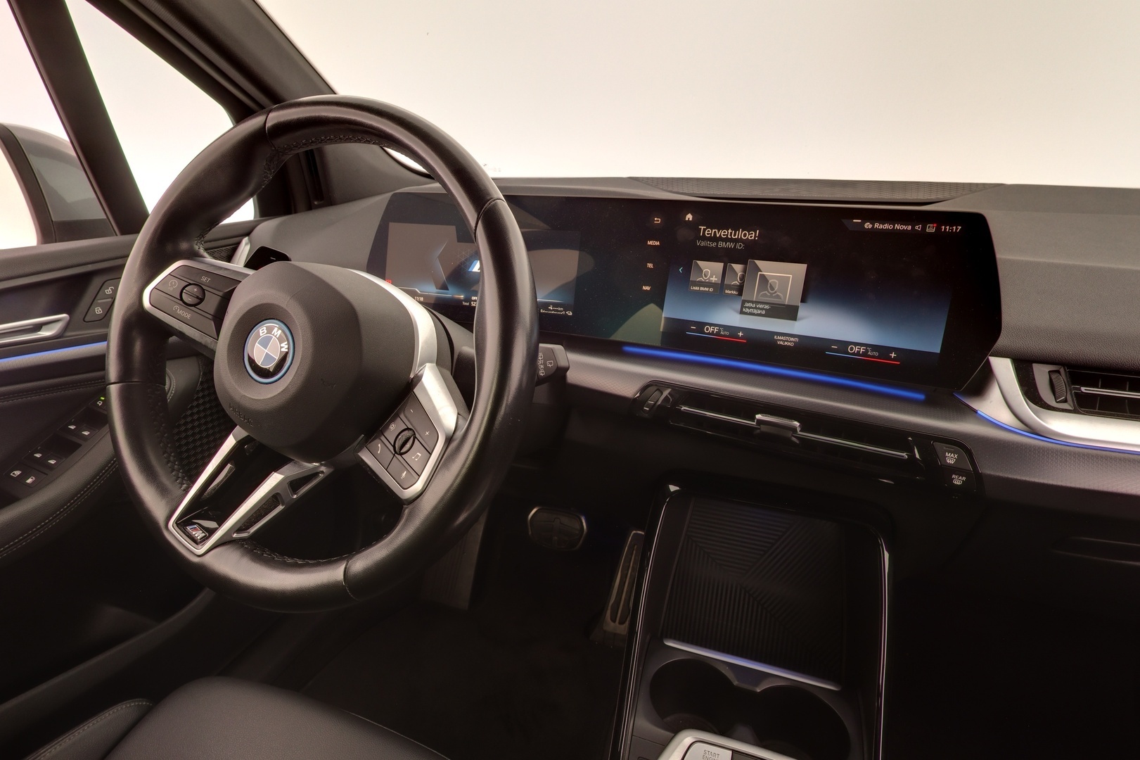 BMW 230 2023