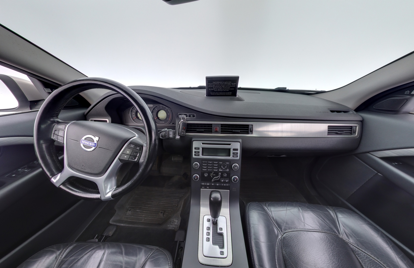 VOLVO V70 2010