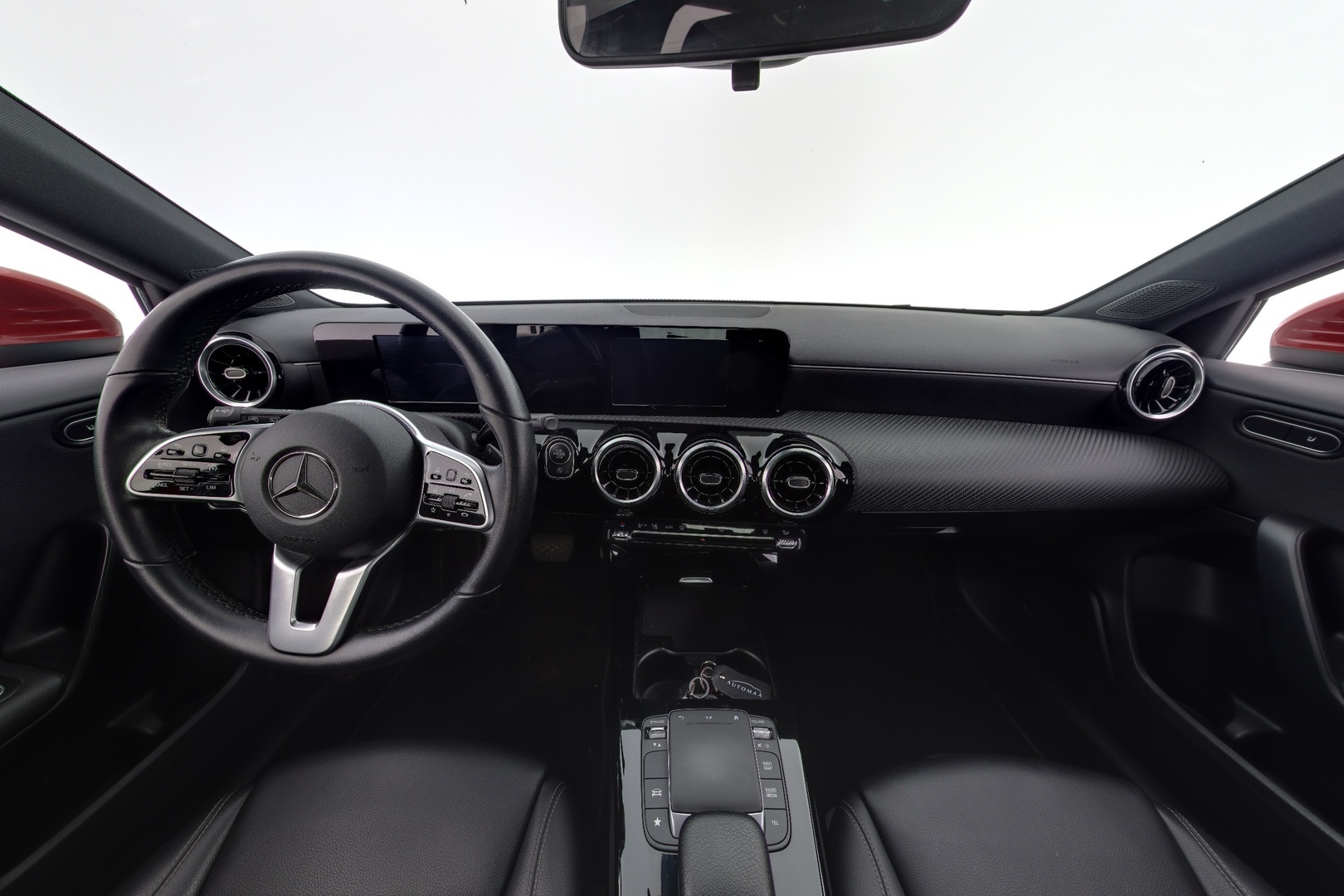 MERCEDES-BENZ A 2021