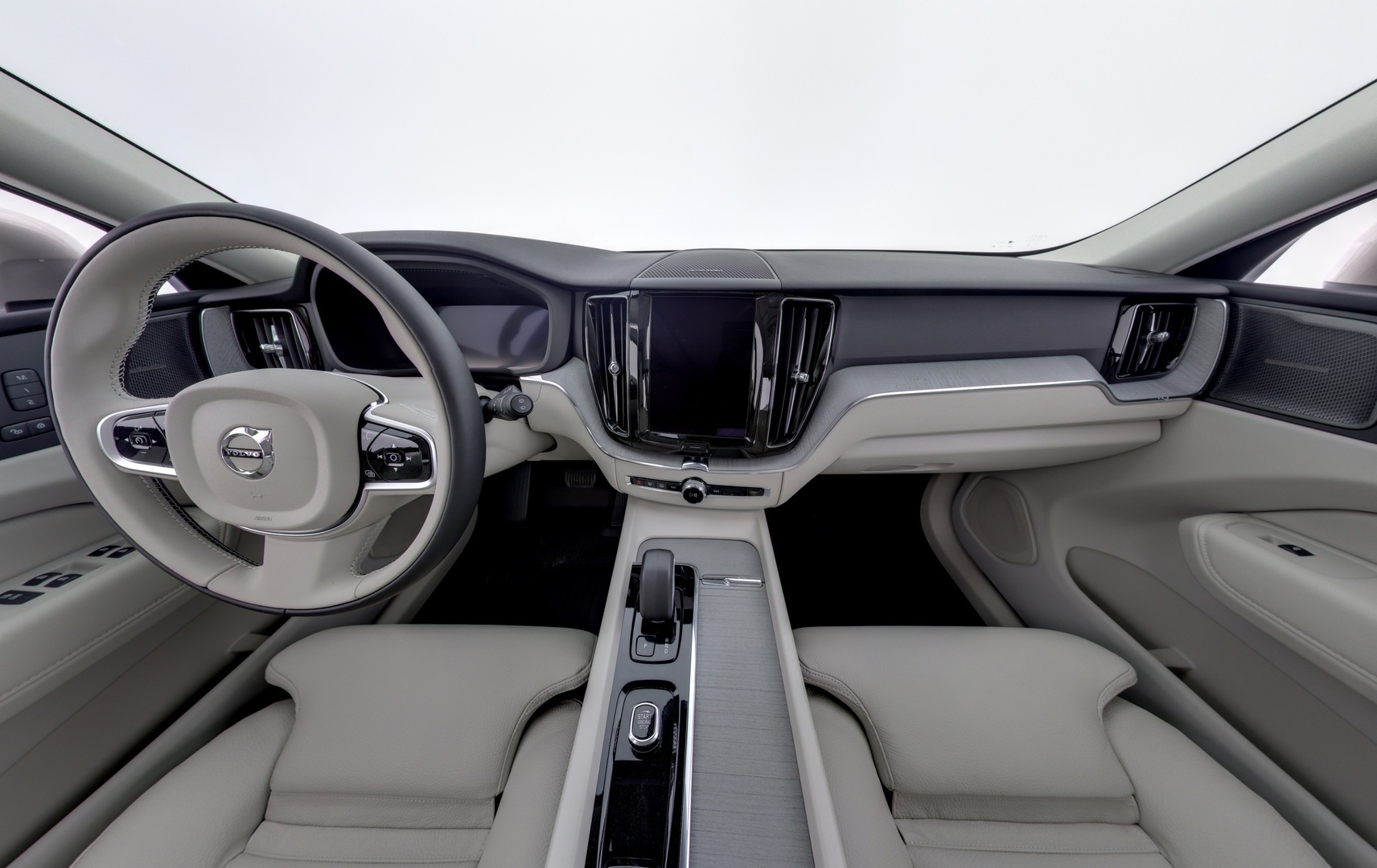 VOLVO XC60 7