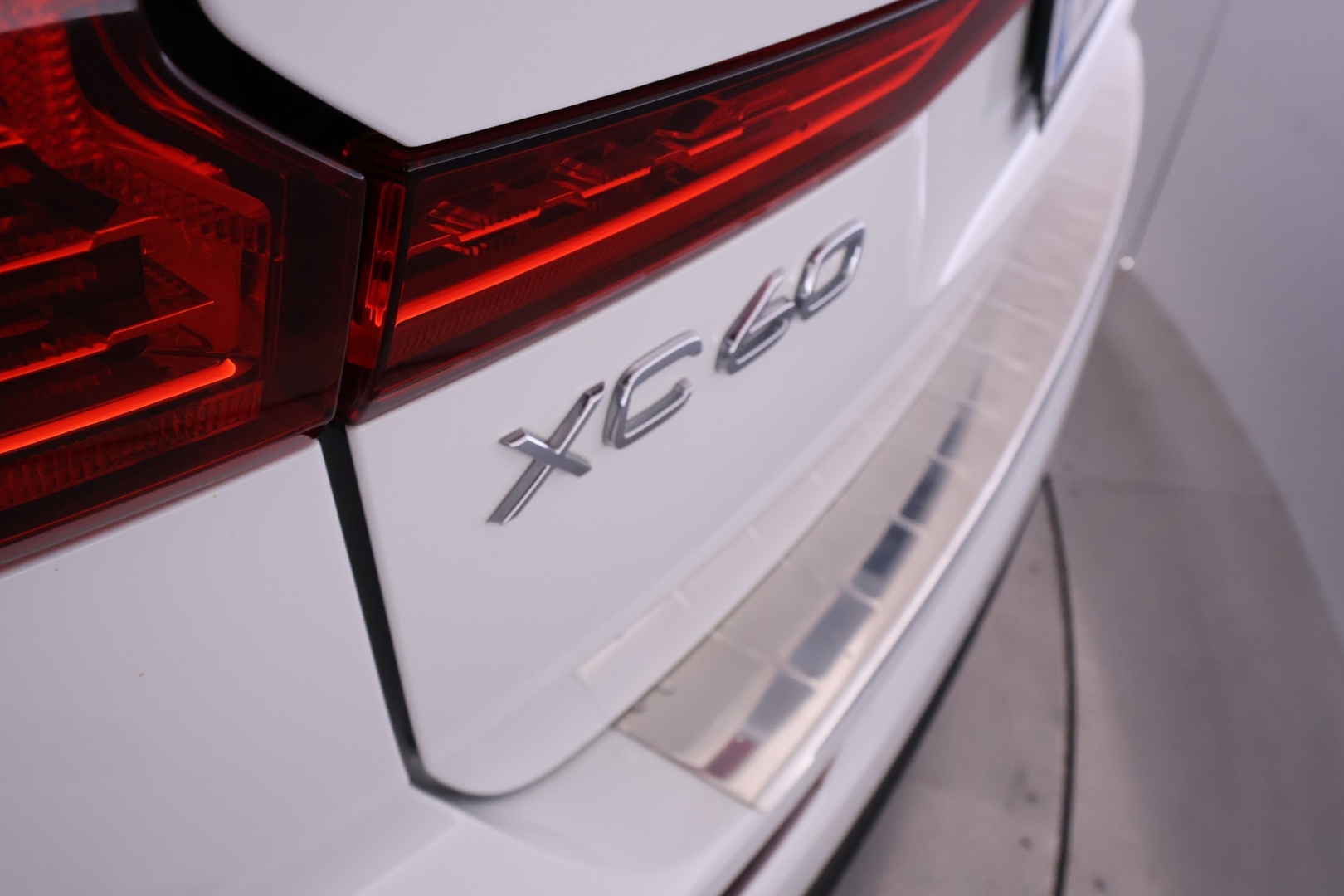VOLVO XC60 2020