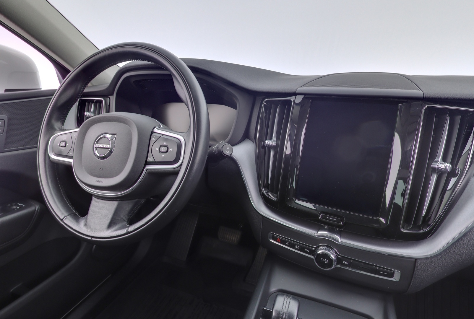 VOLVO XC60 2020