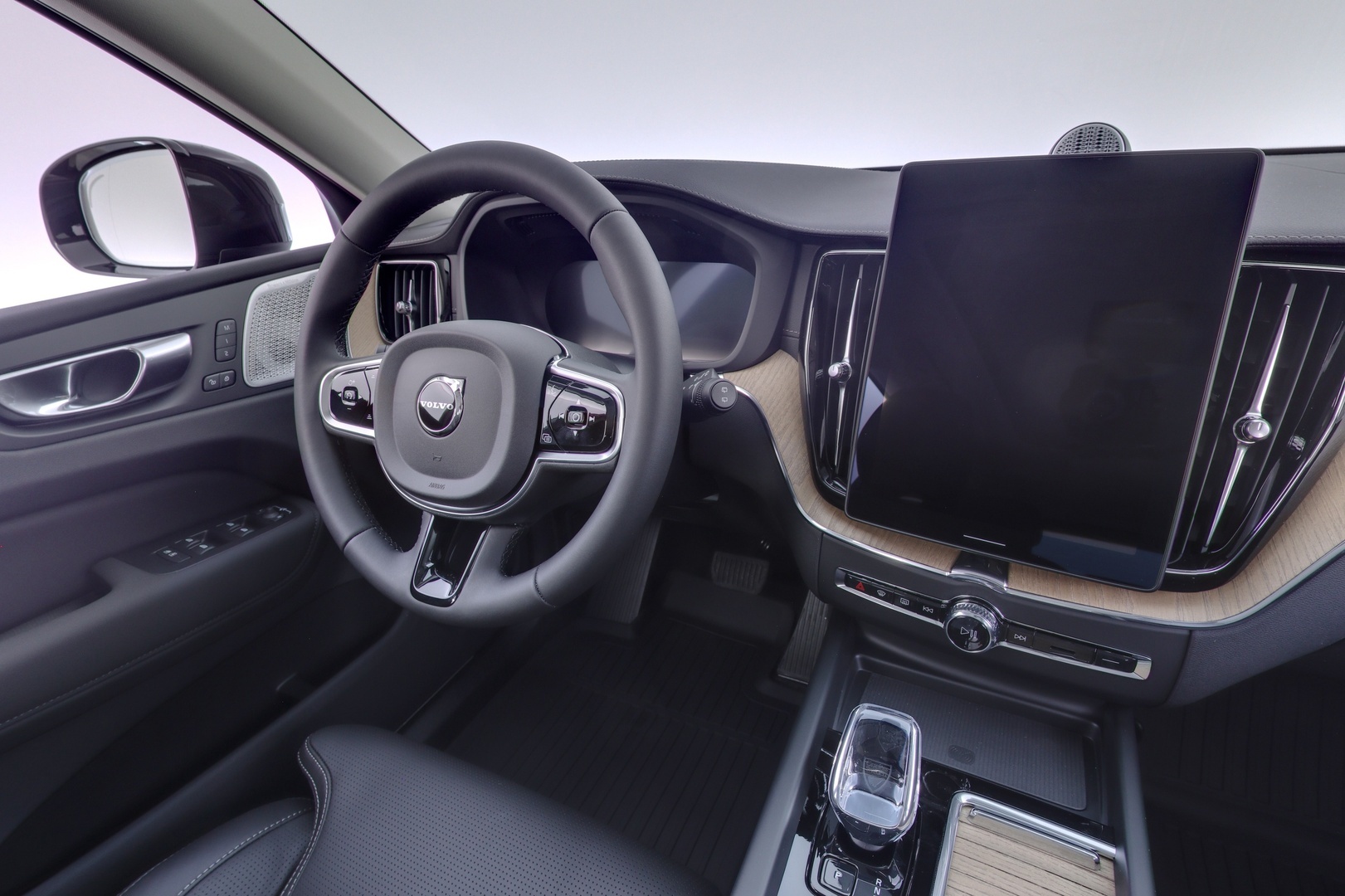VOLVO XC60 2026