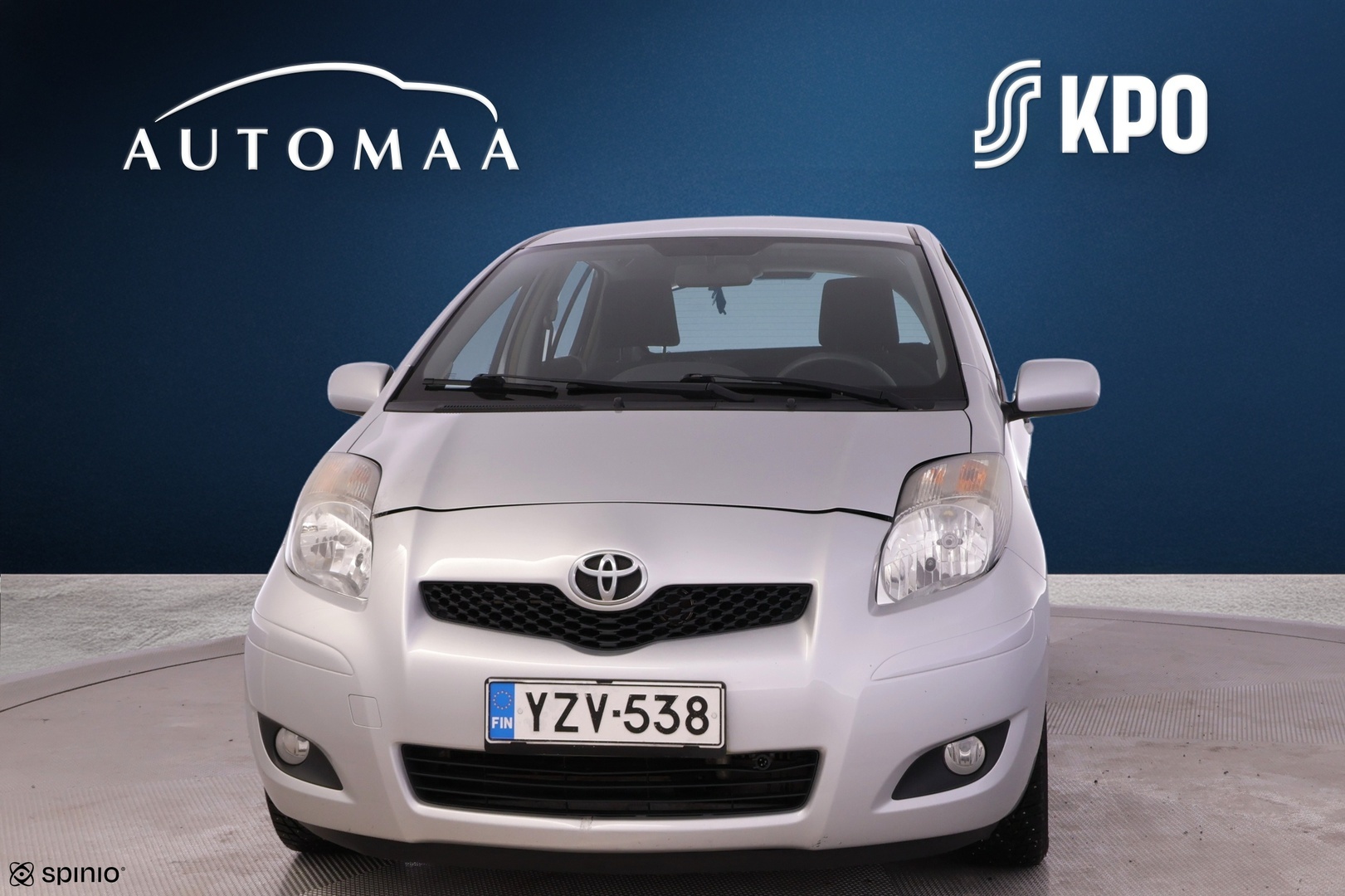 TOYOTA Yaris 2010