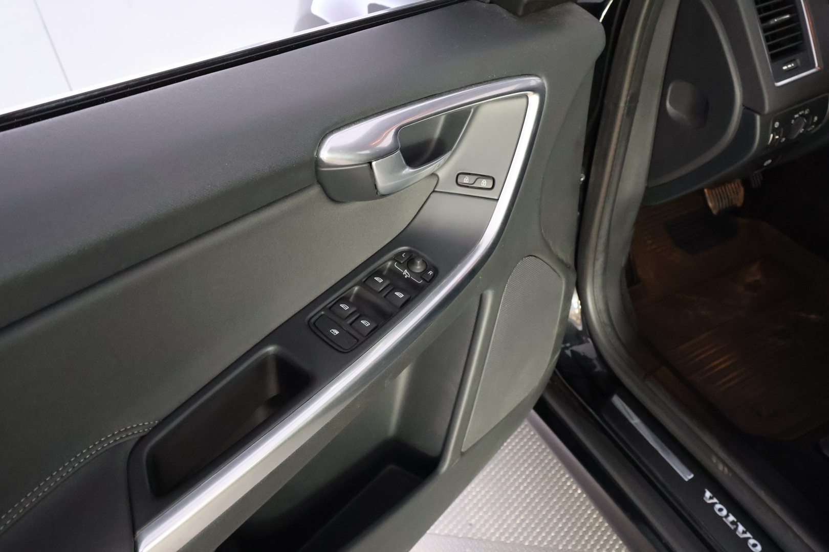 VOLVO XC60 2014