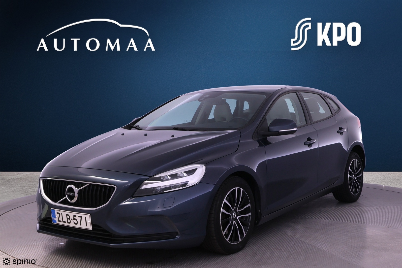 VOLVO V40 2017