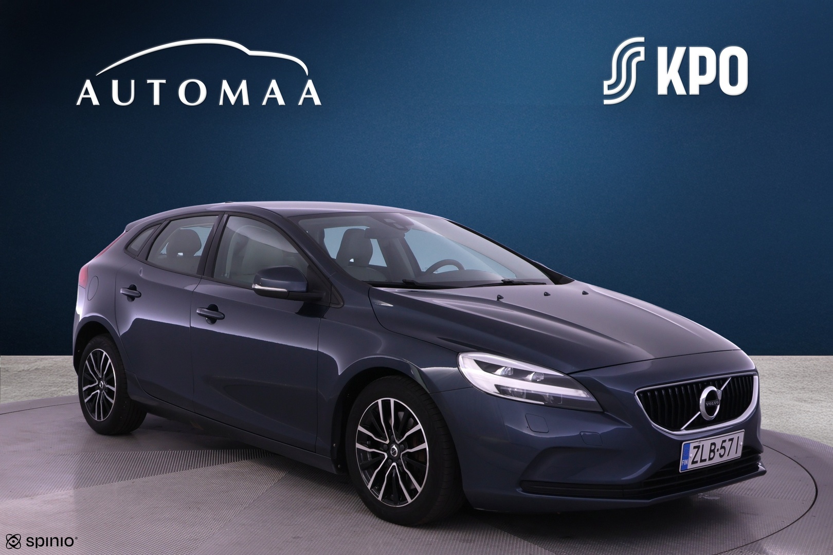 VOLVO V40 2017
