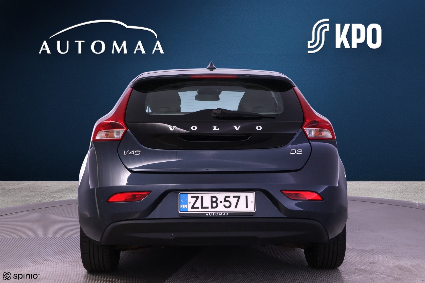 VOLVO V40 2017