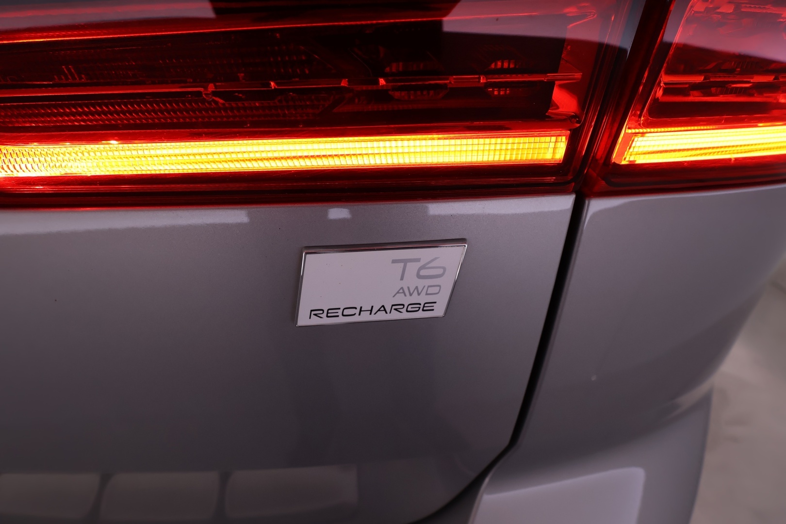 VOLVO XC60 2022