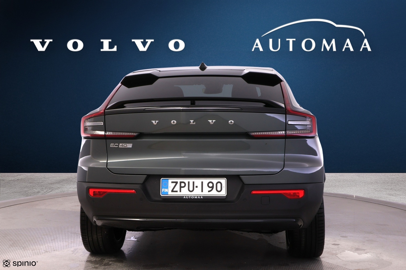 VOLVO EC40 2025