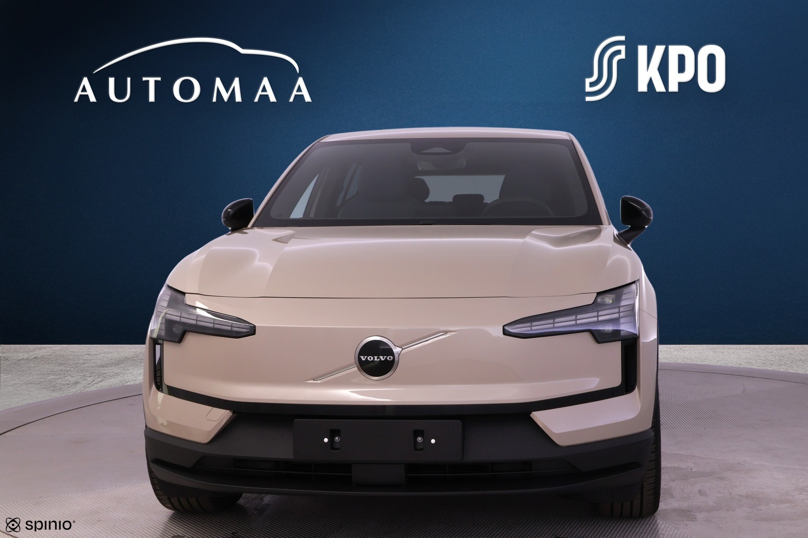 VOLVO EX30 2026