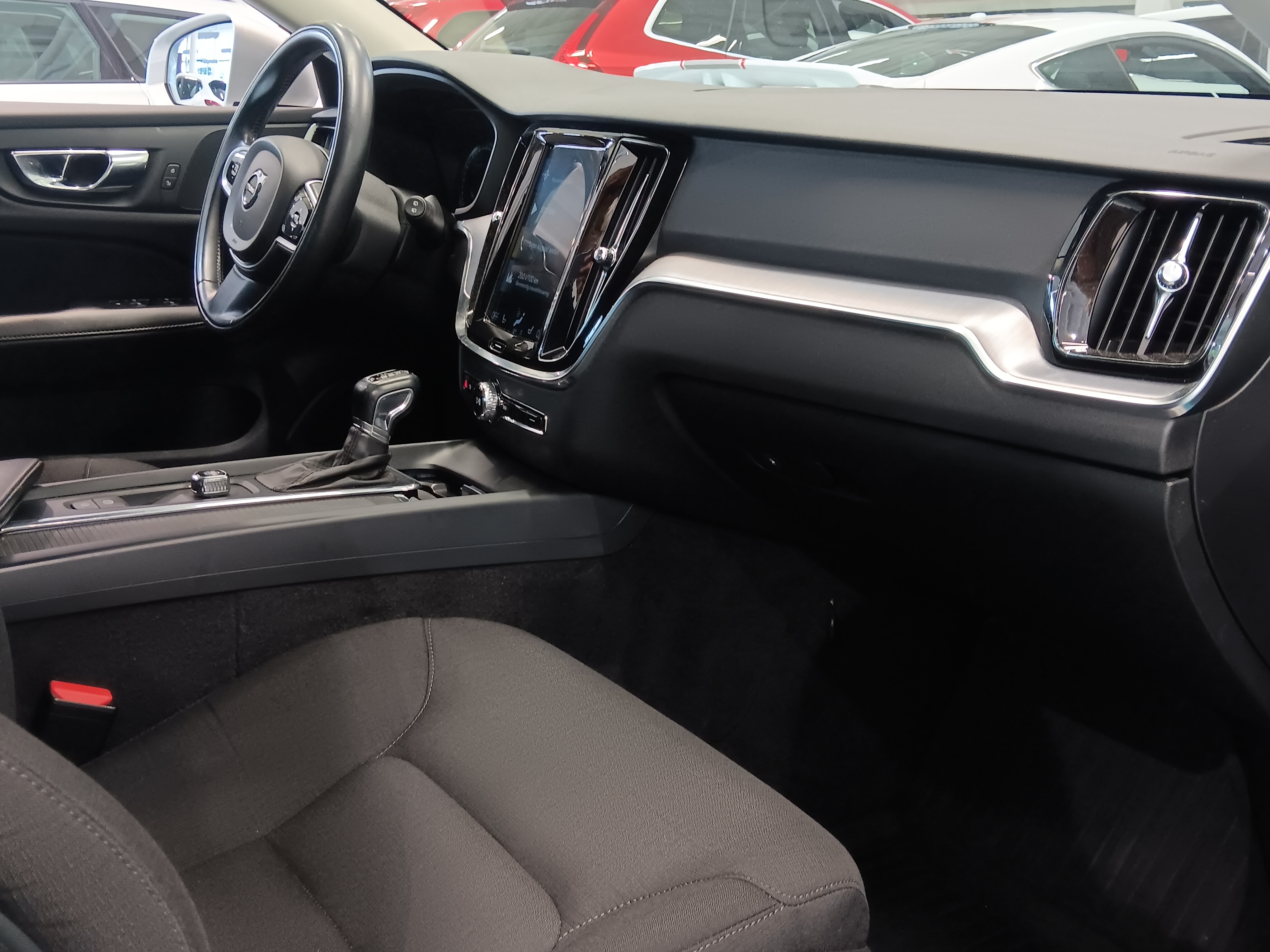 VOLVO V60 2019