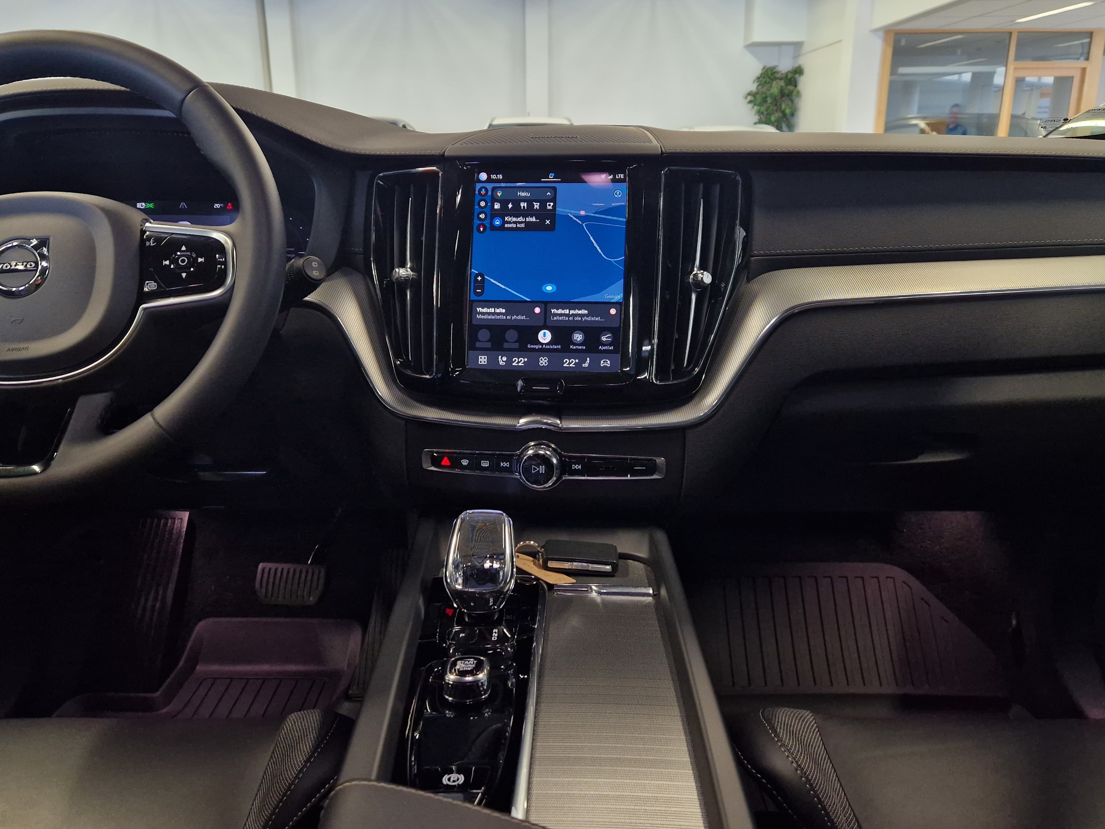 VOLVO XC60 2024
