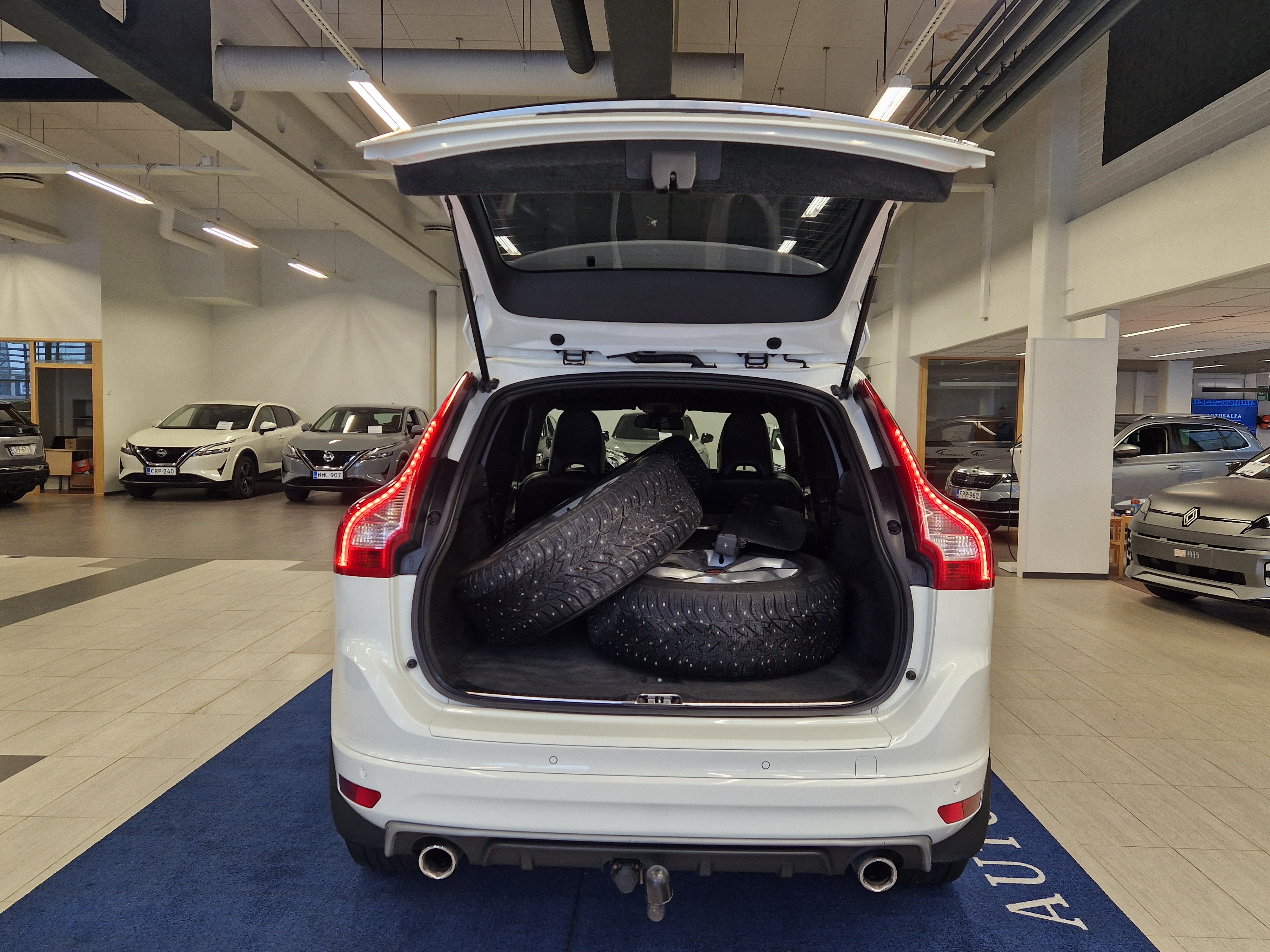VOLVO XC60 2014