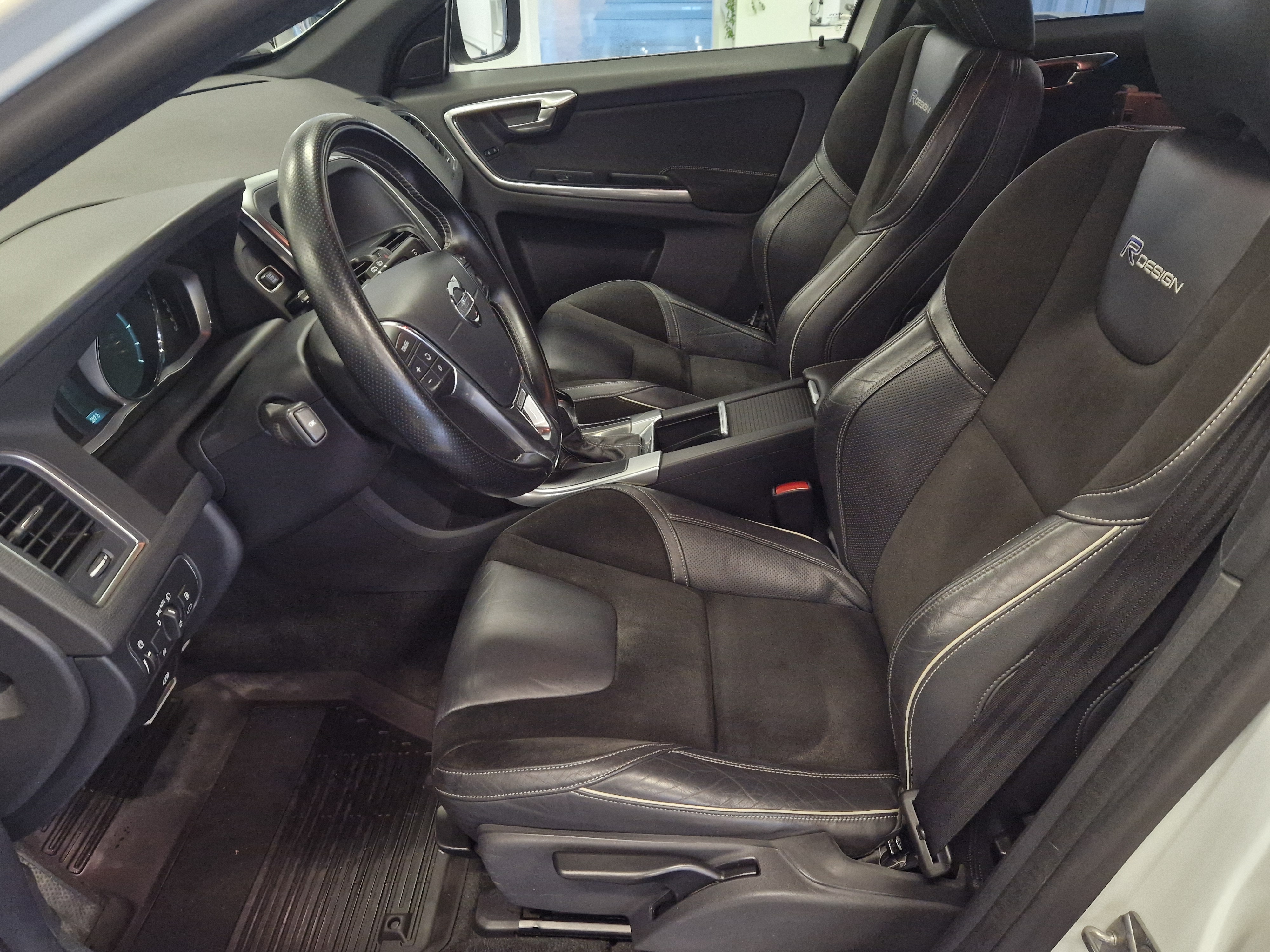 VOLVO XC60 2014