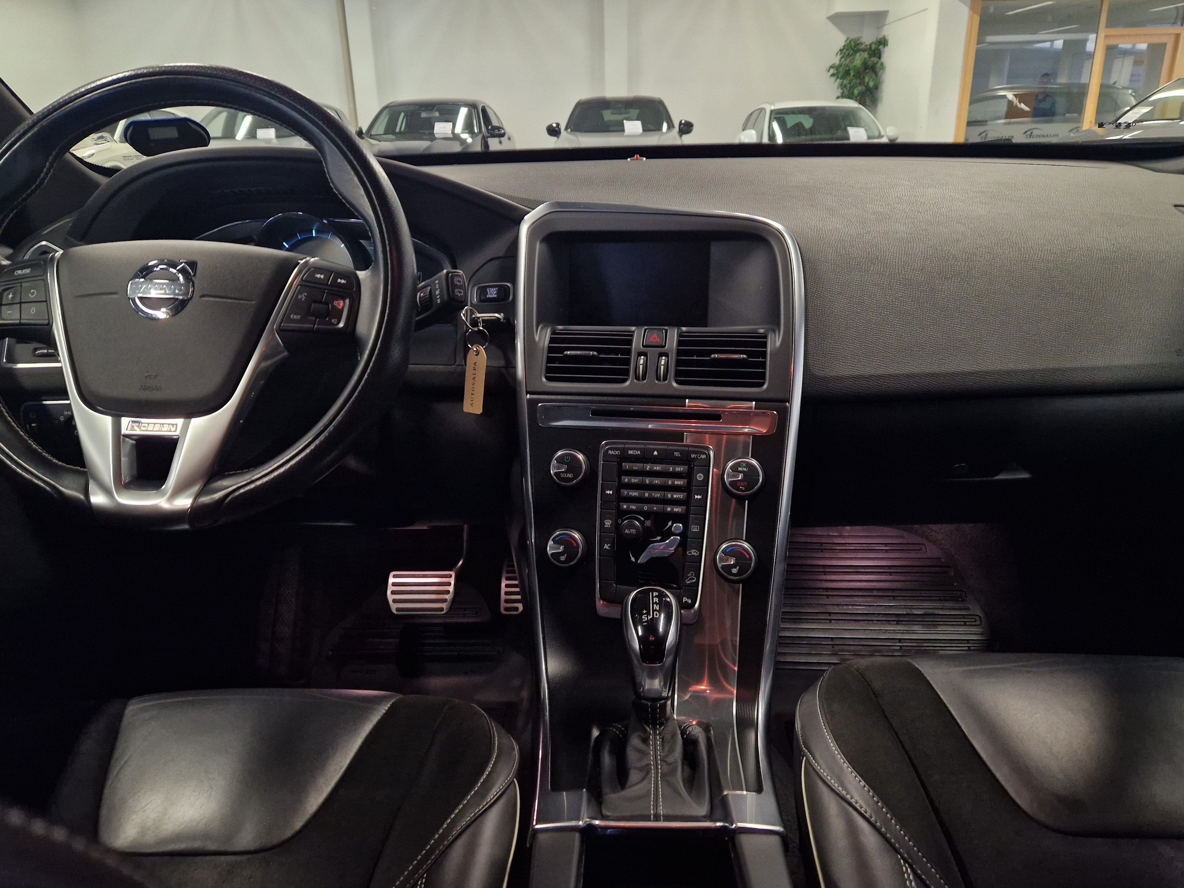 VOLVO XC60 2014