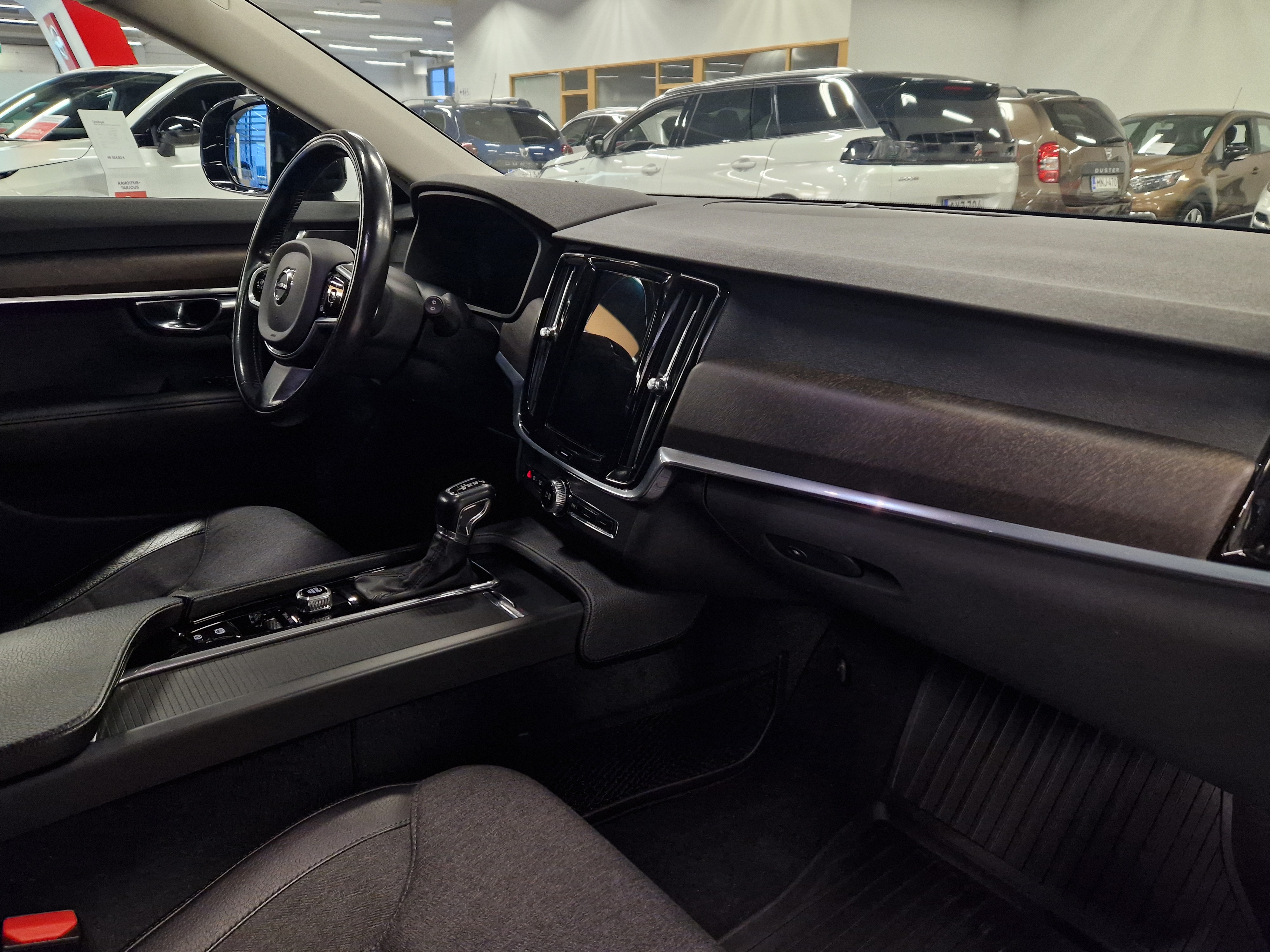 VOLVO V90 Cross Country 2018