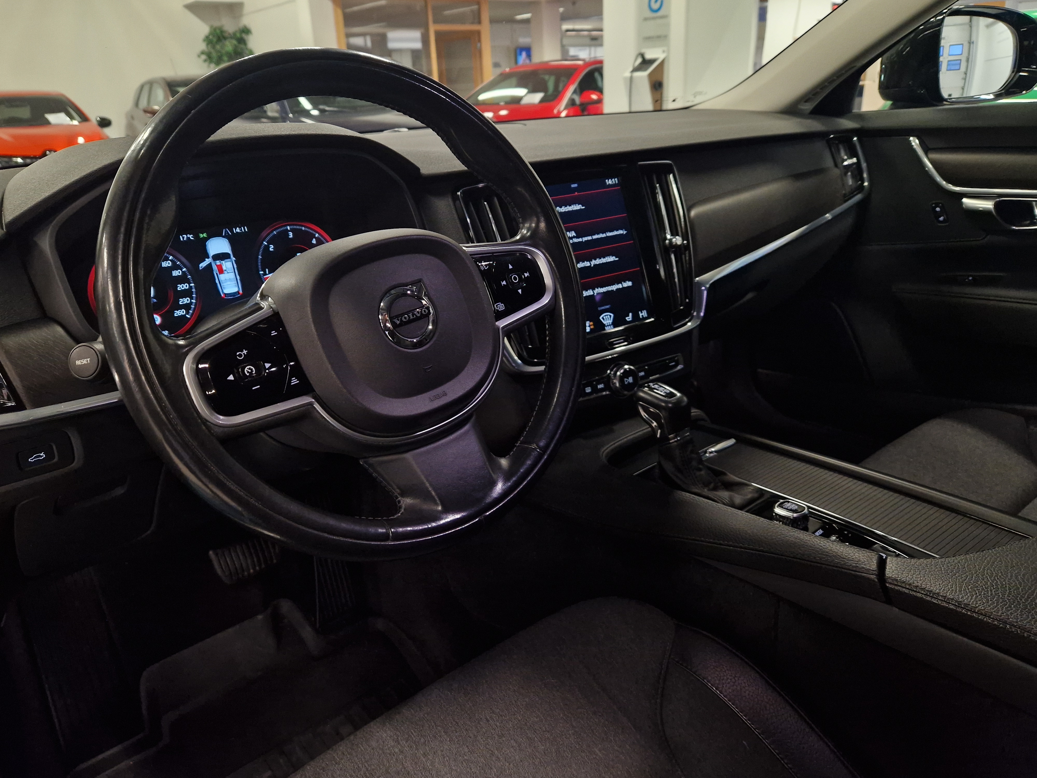 VOLVO V90 Cross Country 2018