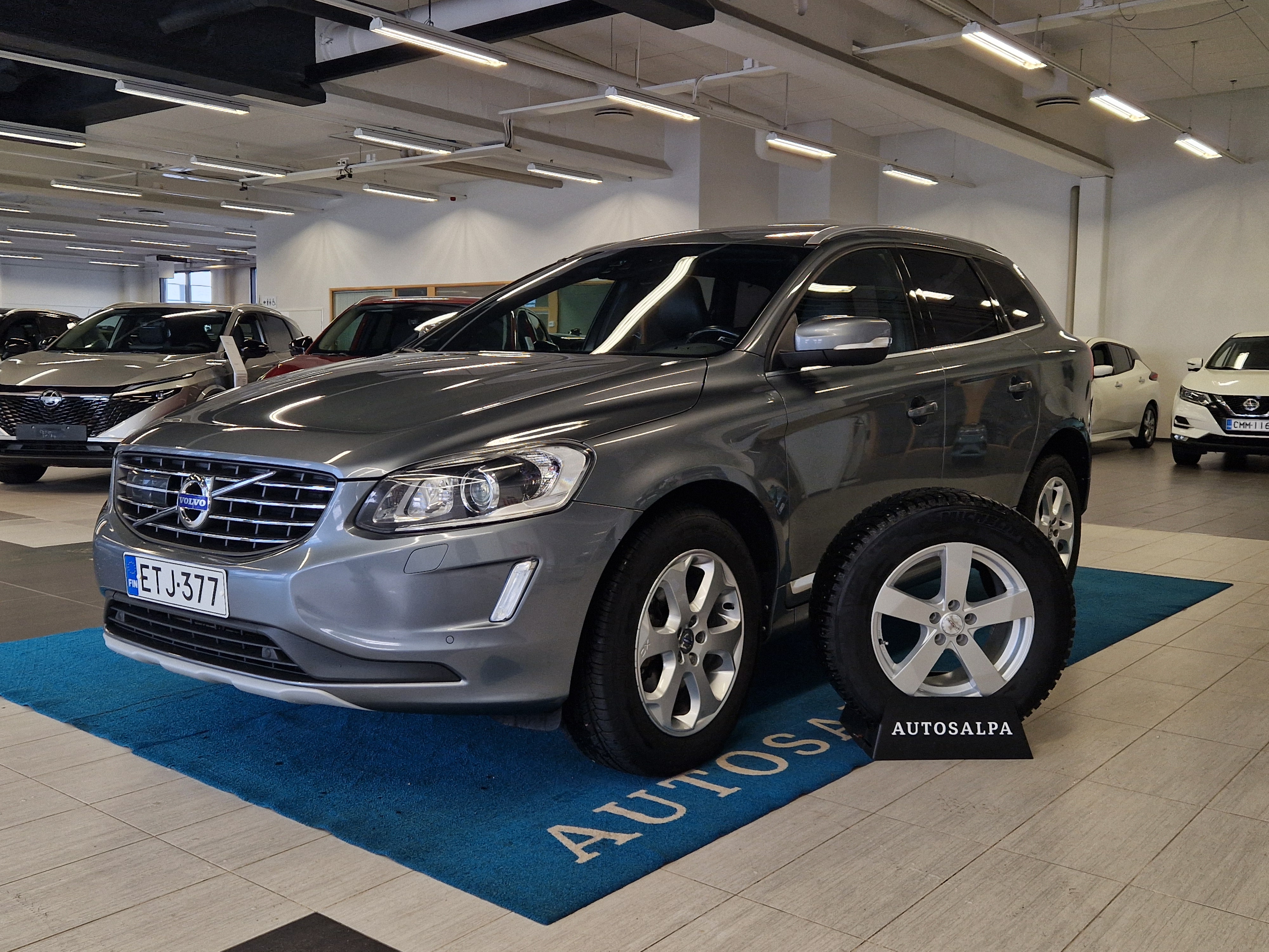 VOLVO XC60 2016