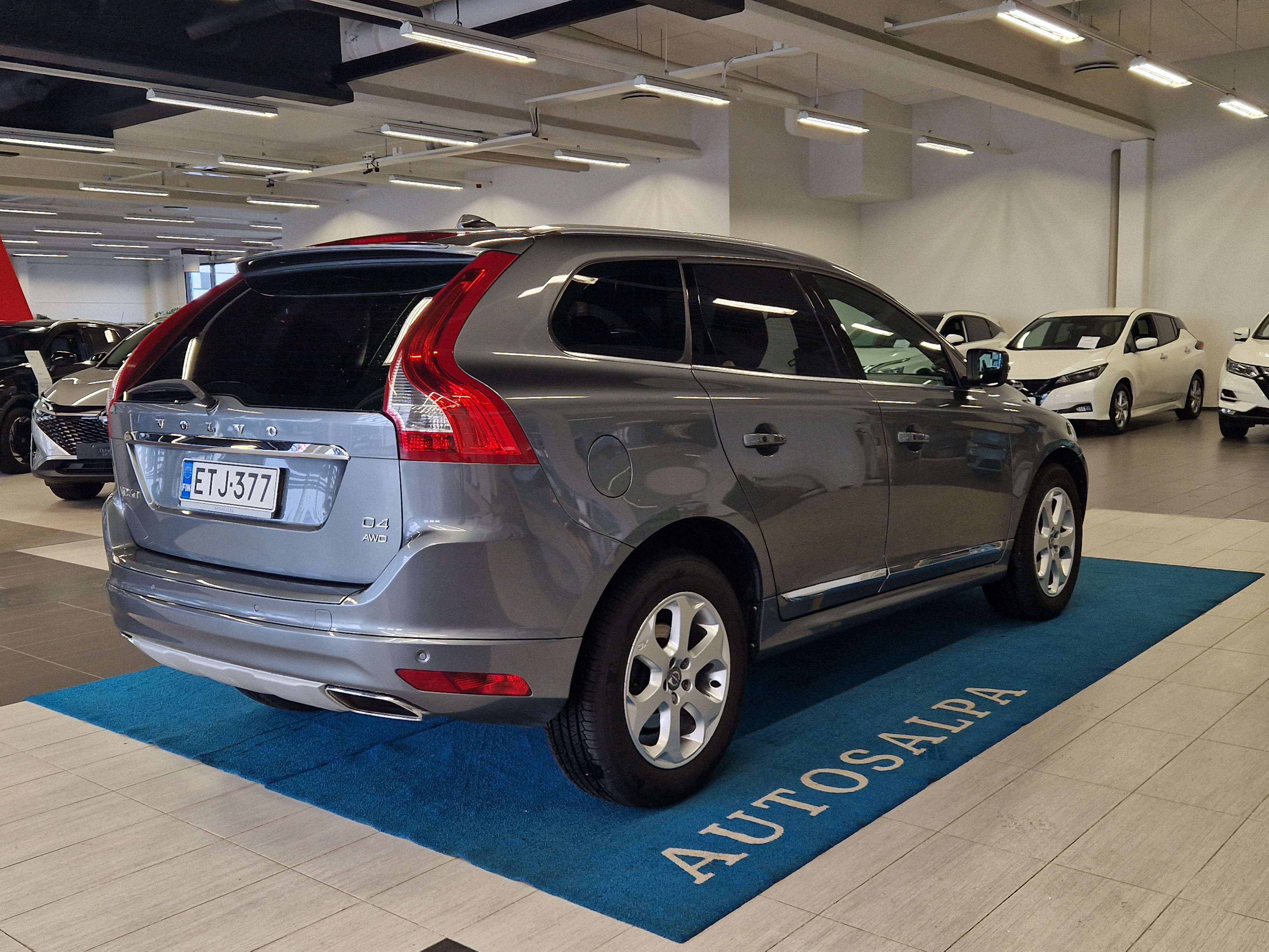 VOLVO XC60 2016