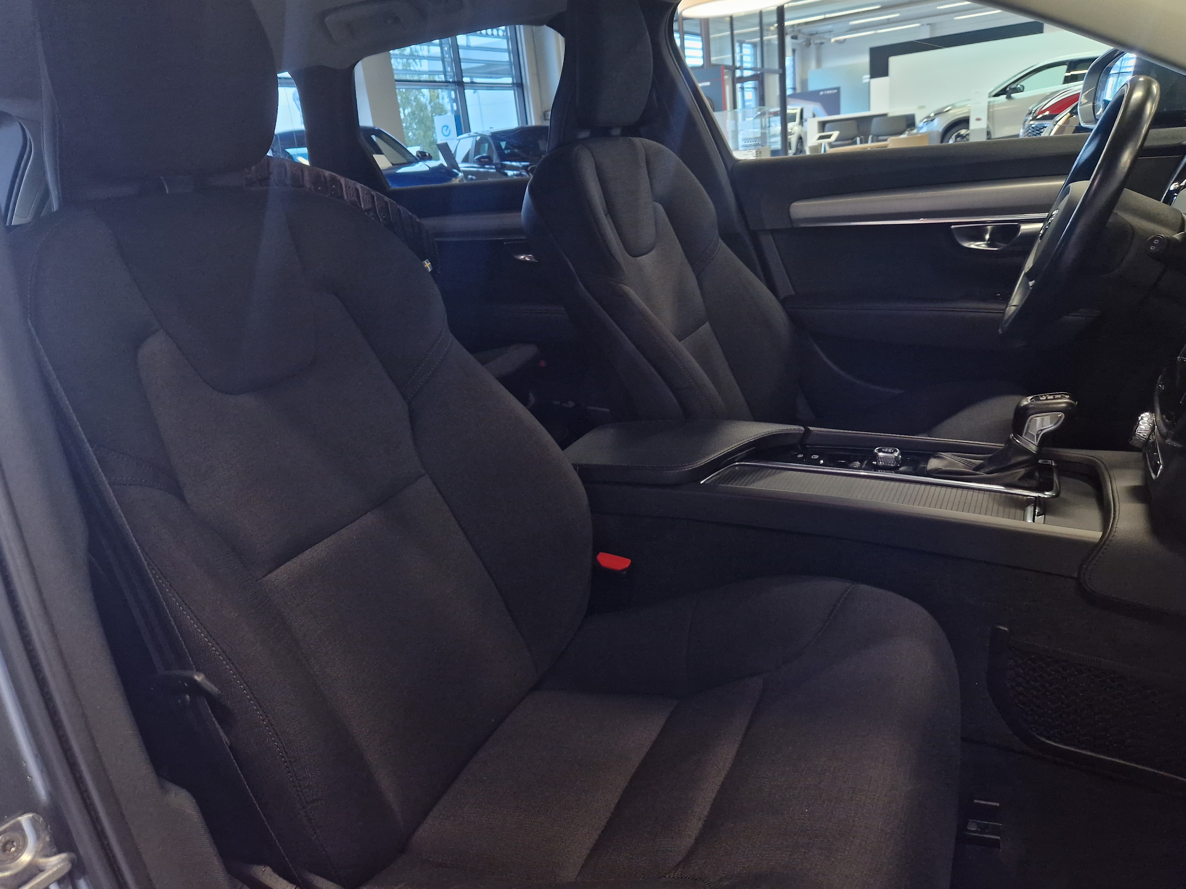 VOLVO V90 2019