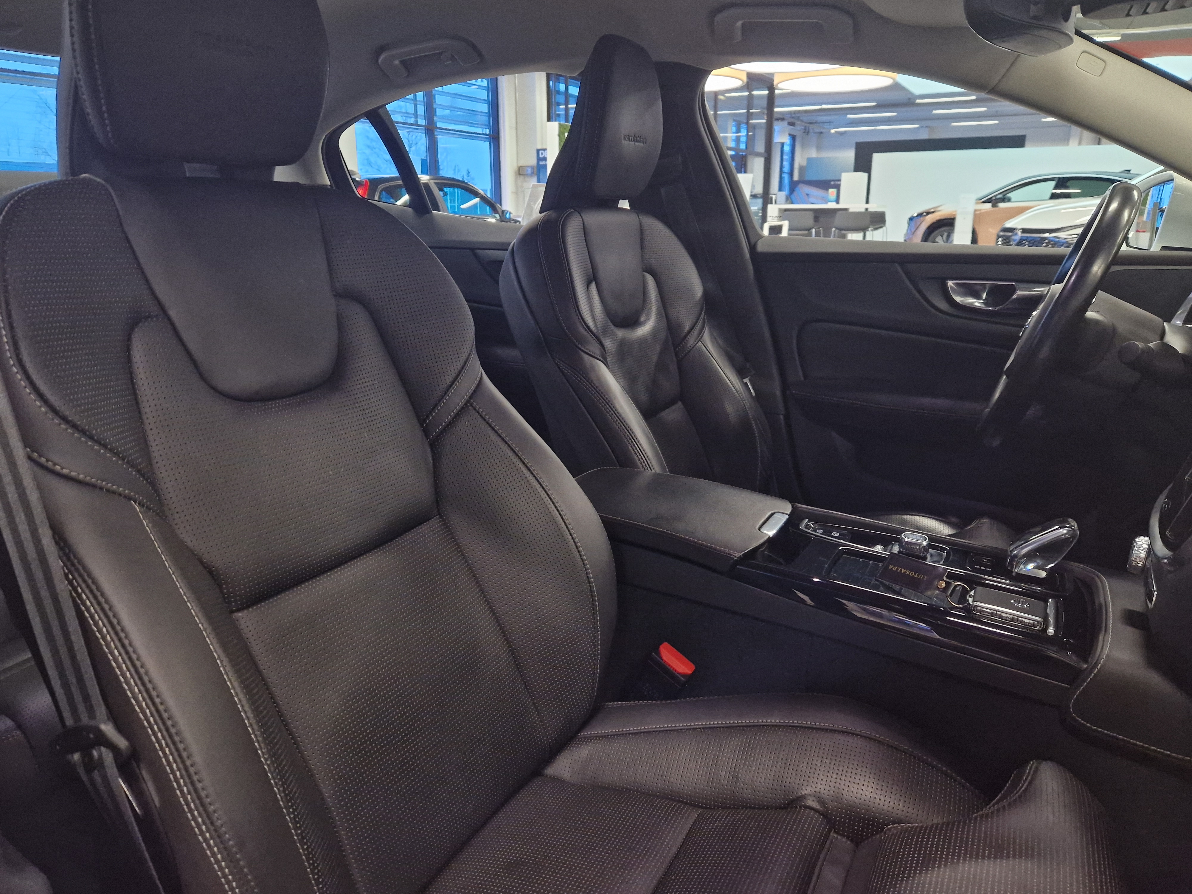 VOLVO S60 2020