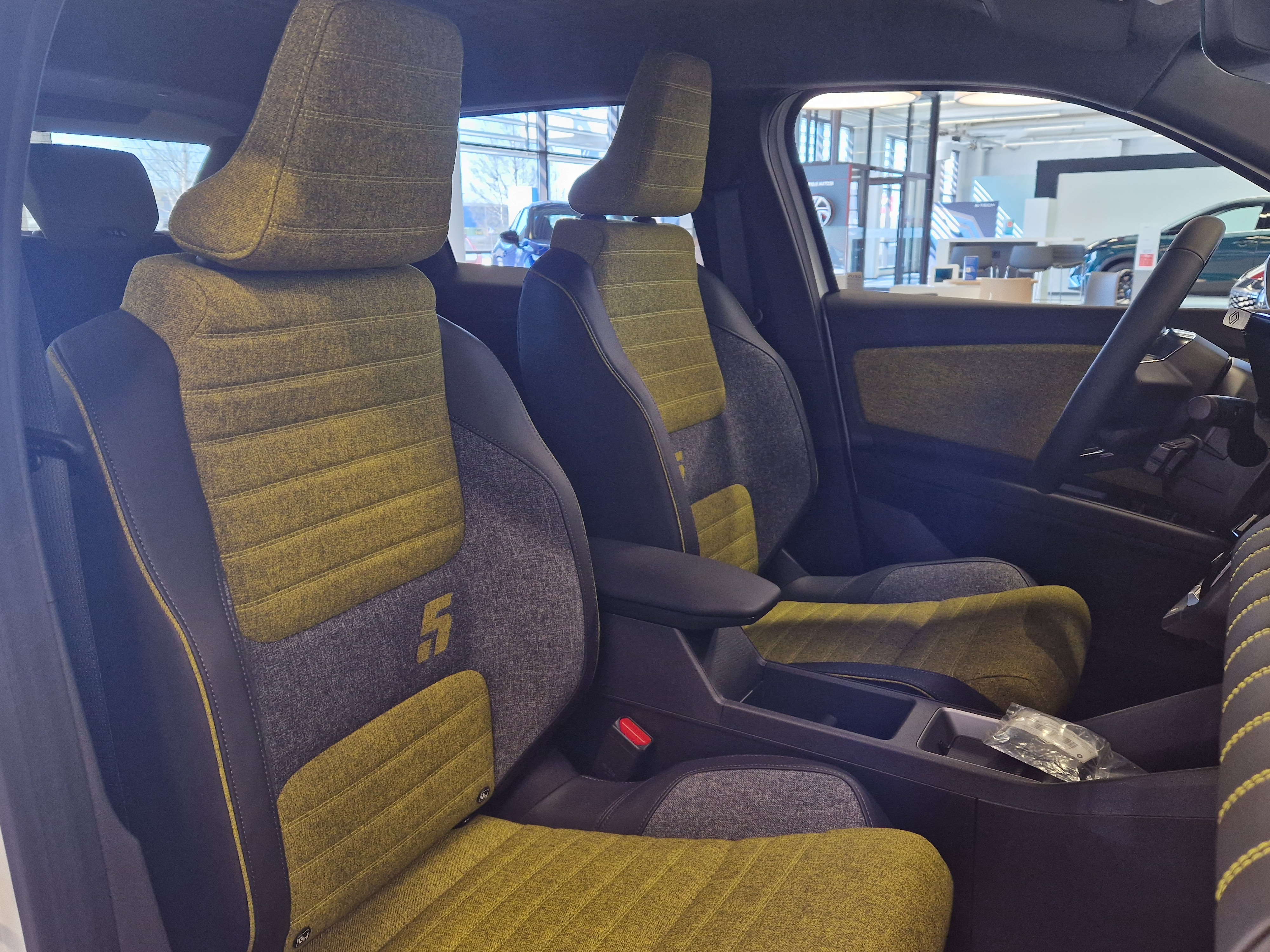 RENAULT 5 2025