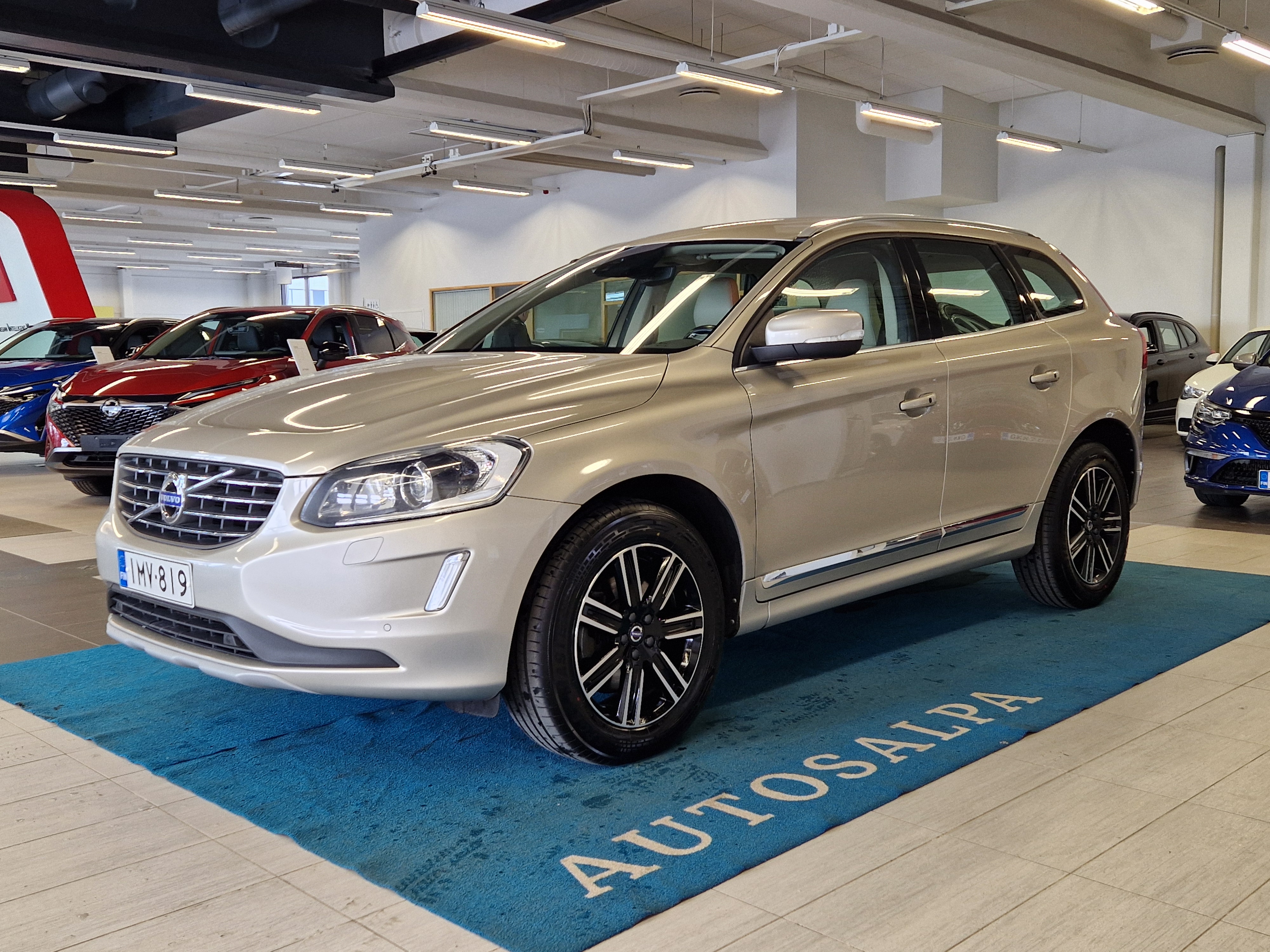 VOLVO XC60 2017