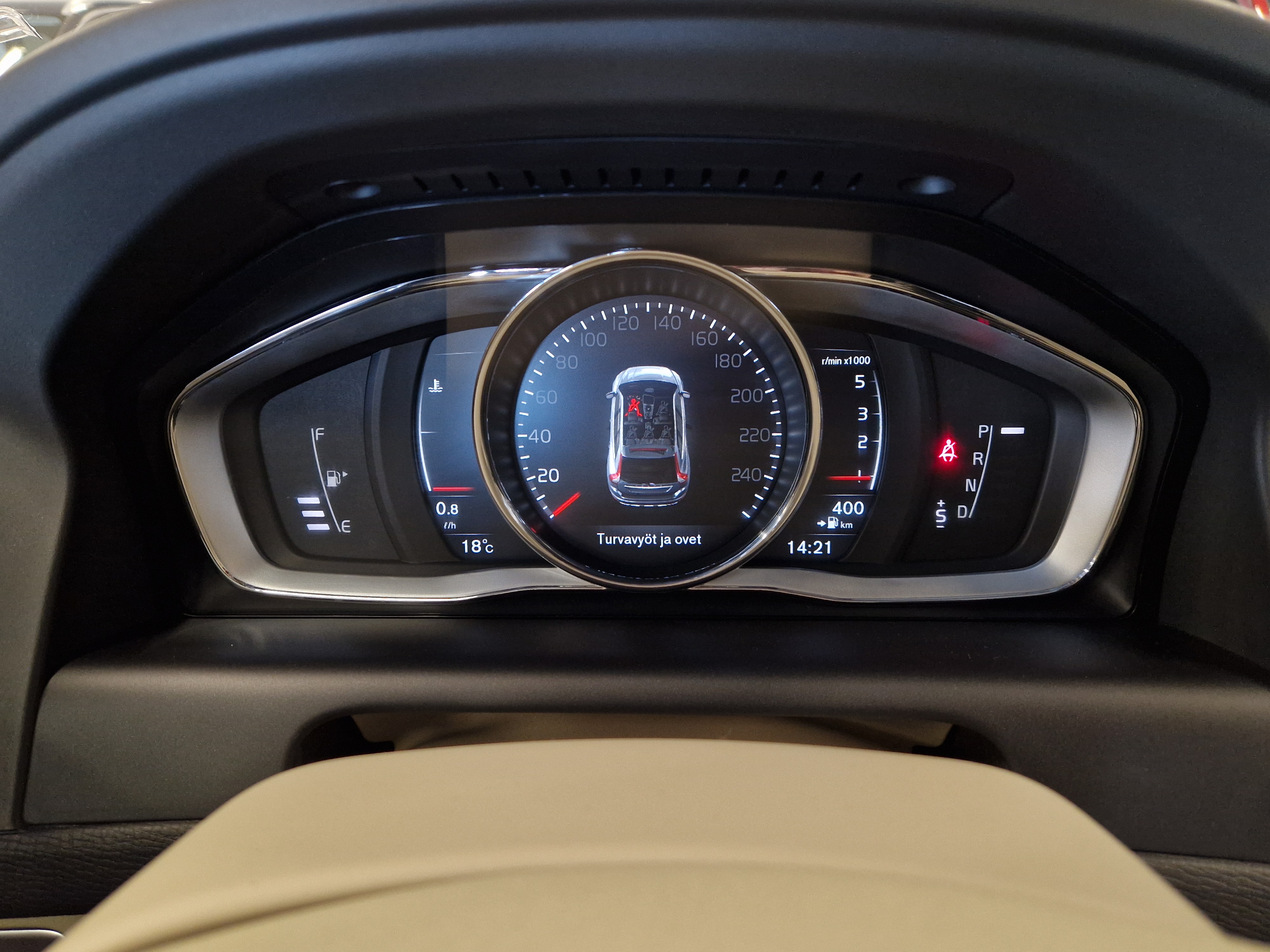 VOLVO XC60 2017