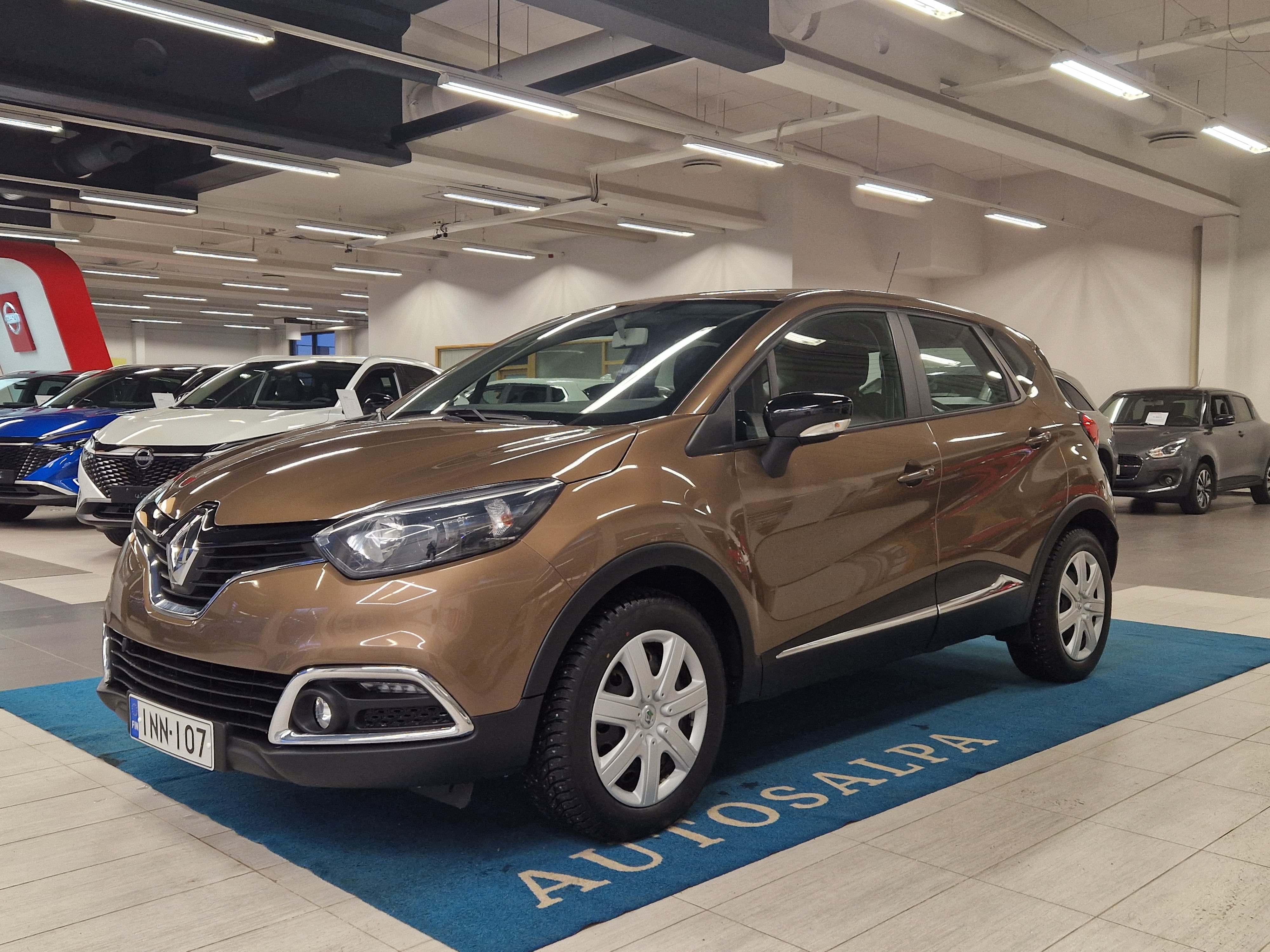 RENAULT Captur 2016
