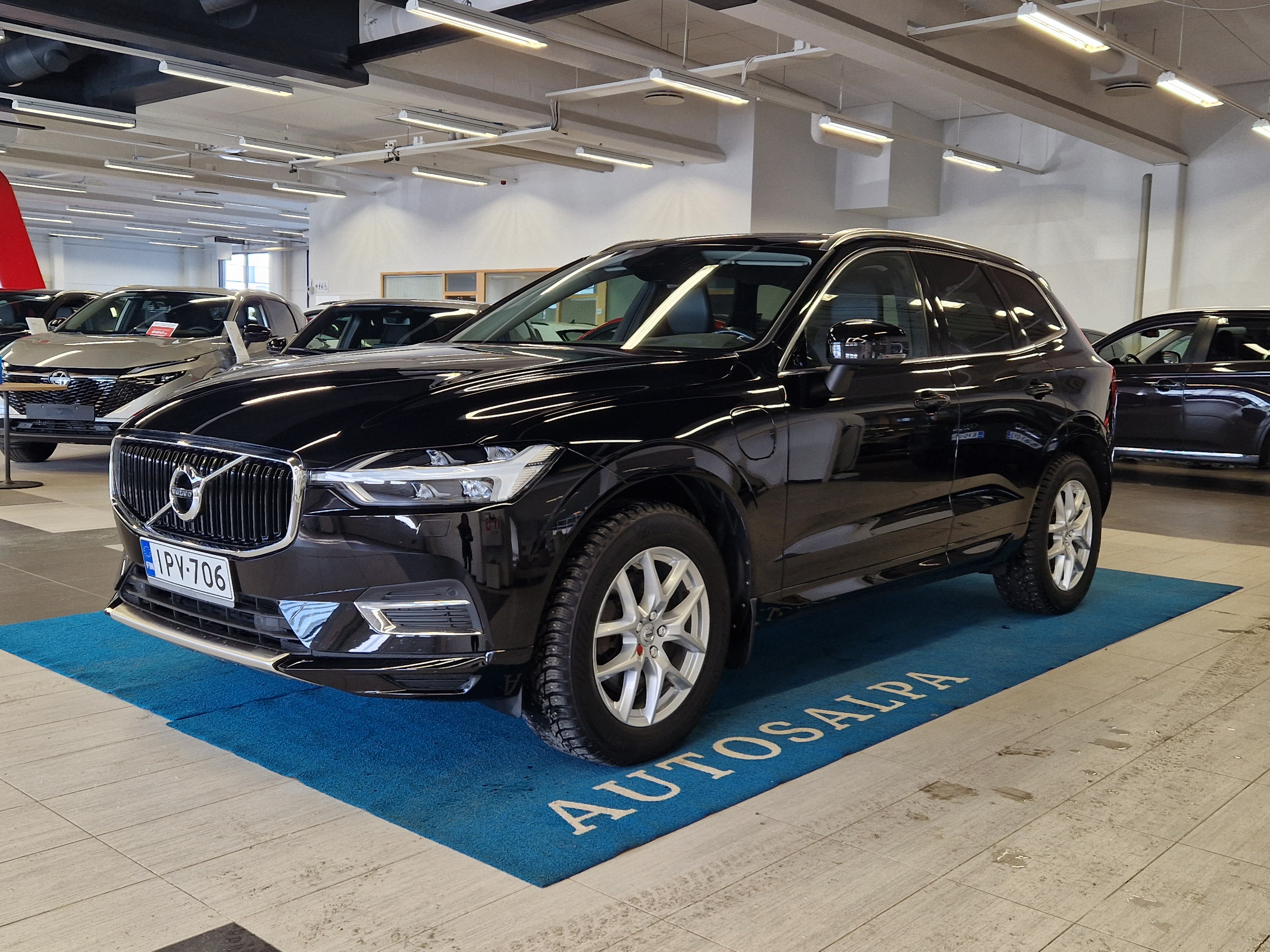 VOLVO XC60 2019