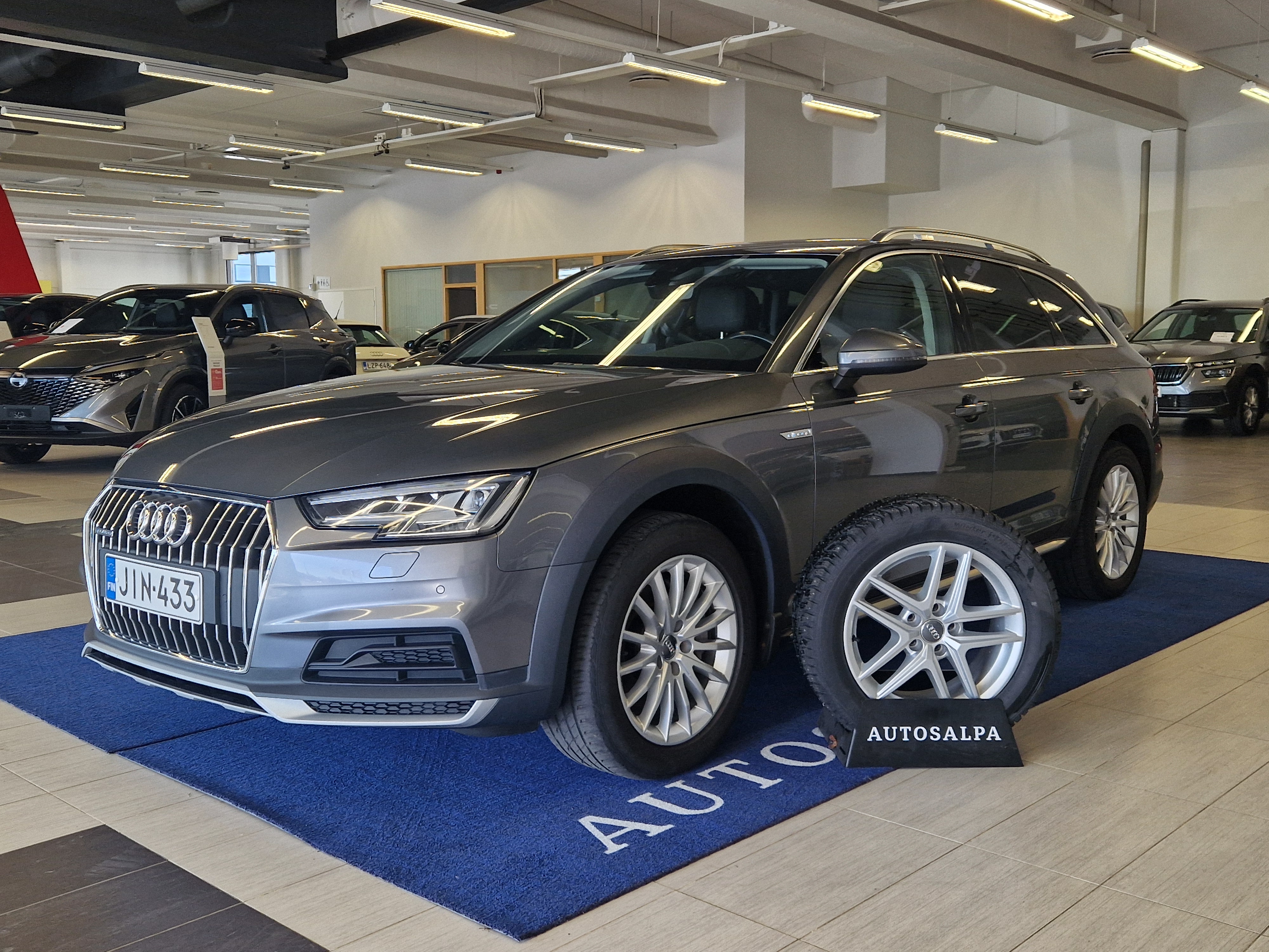 AUDI A4 allroad quattro 2017