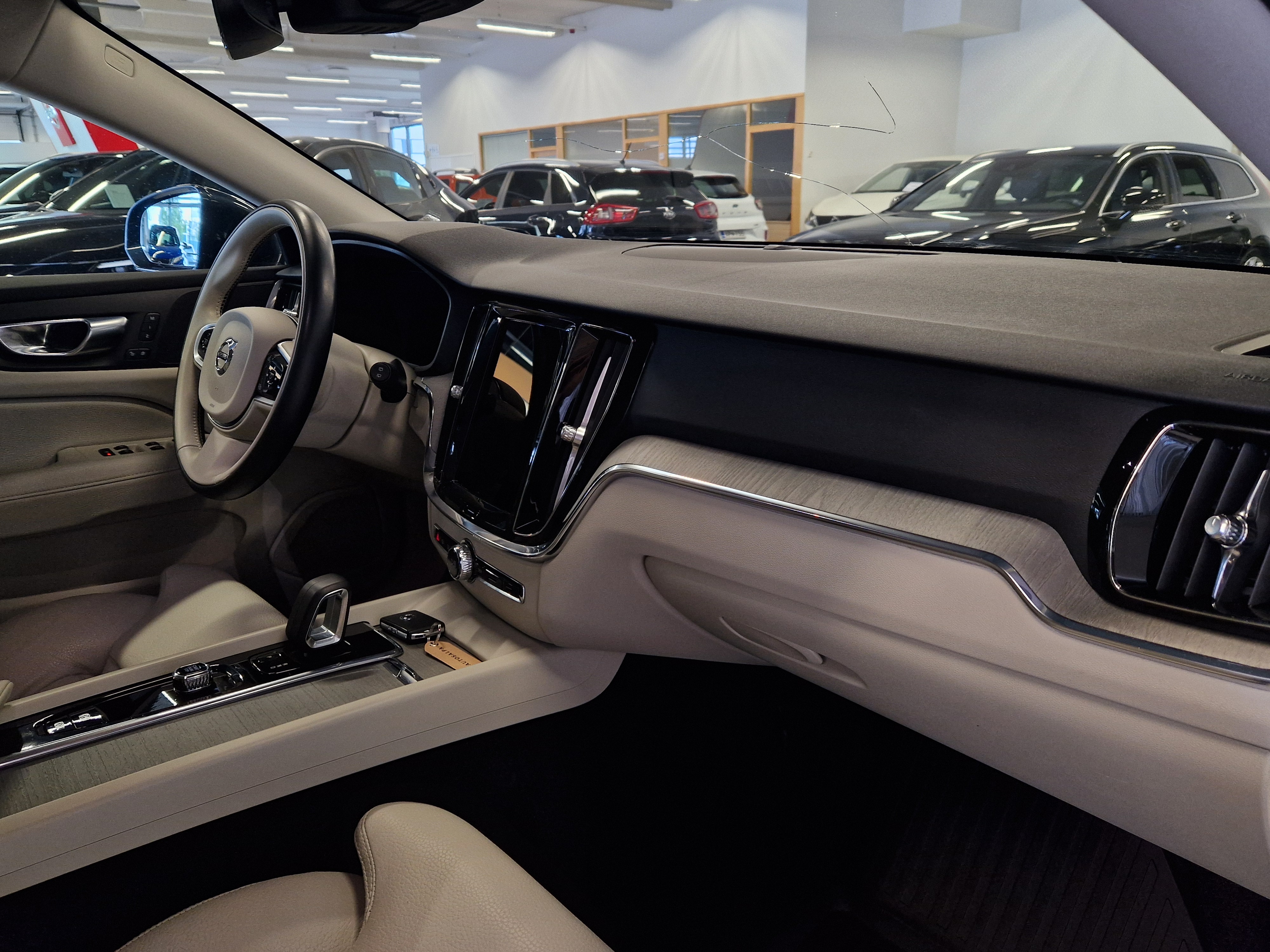 VOLVO V60 Cross Country 2022