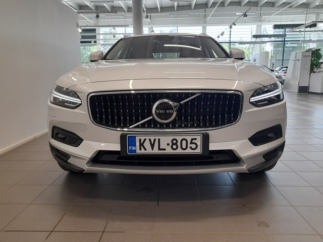 VOLVO V90 Cross Country 2023