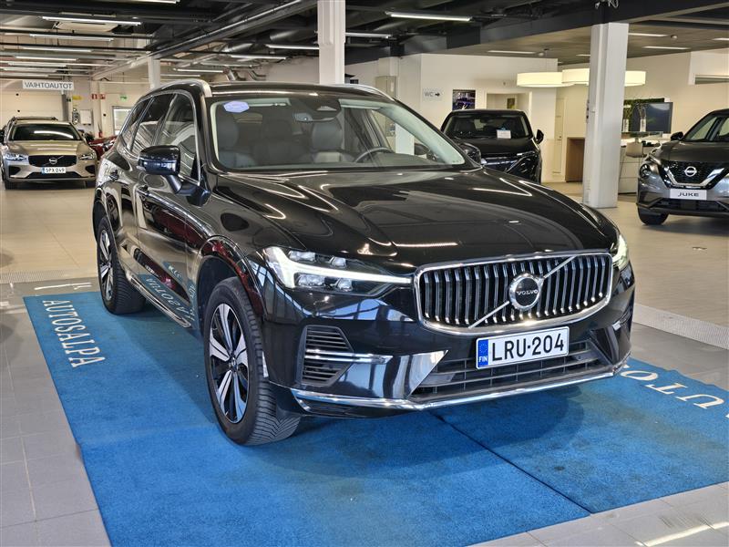 VOLVO XC60 2023