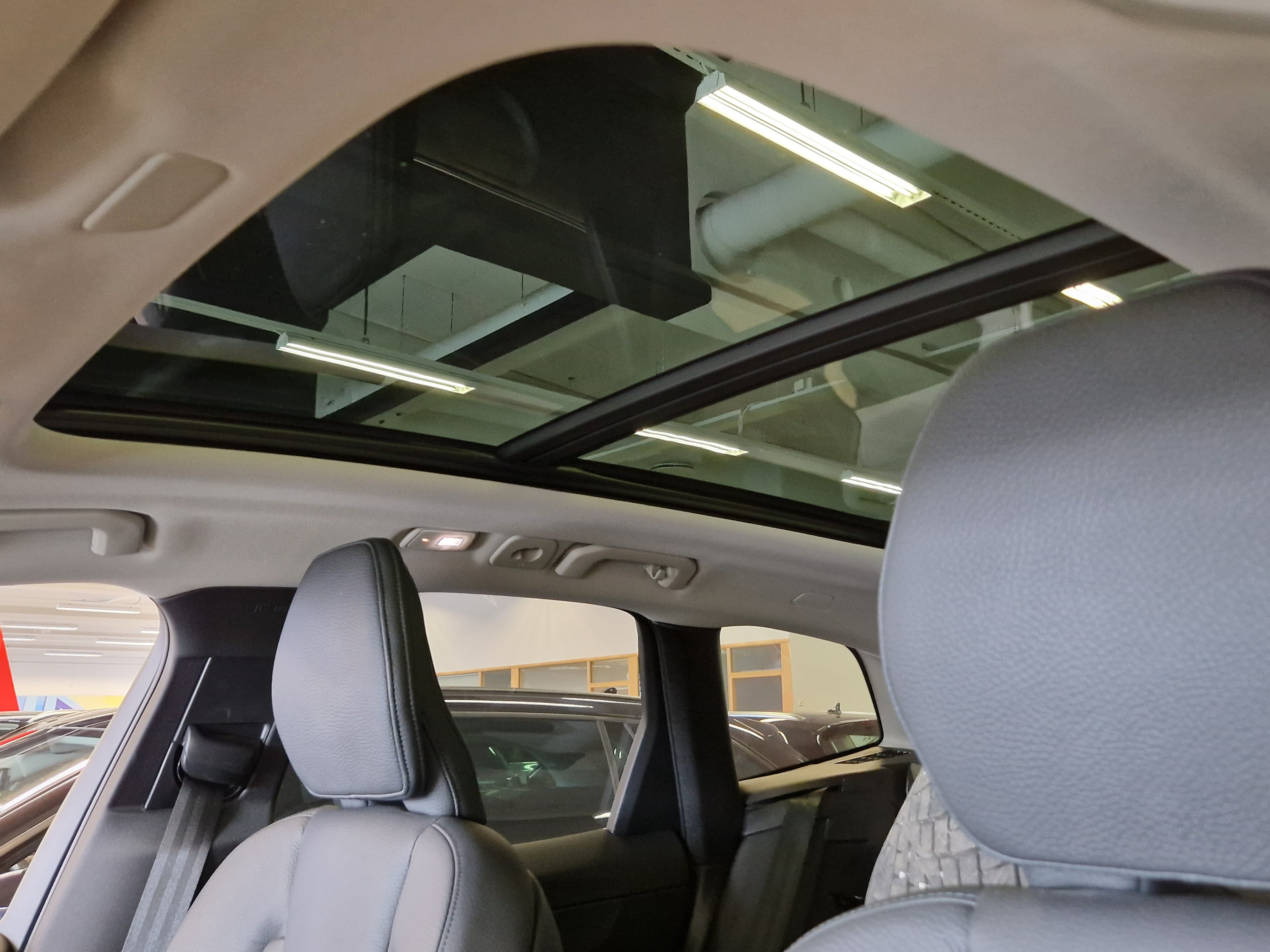 VOLVO XC60 2024