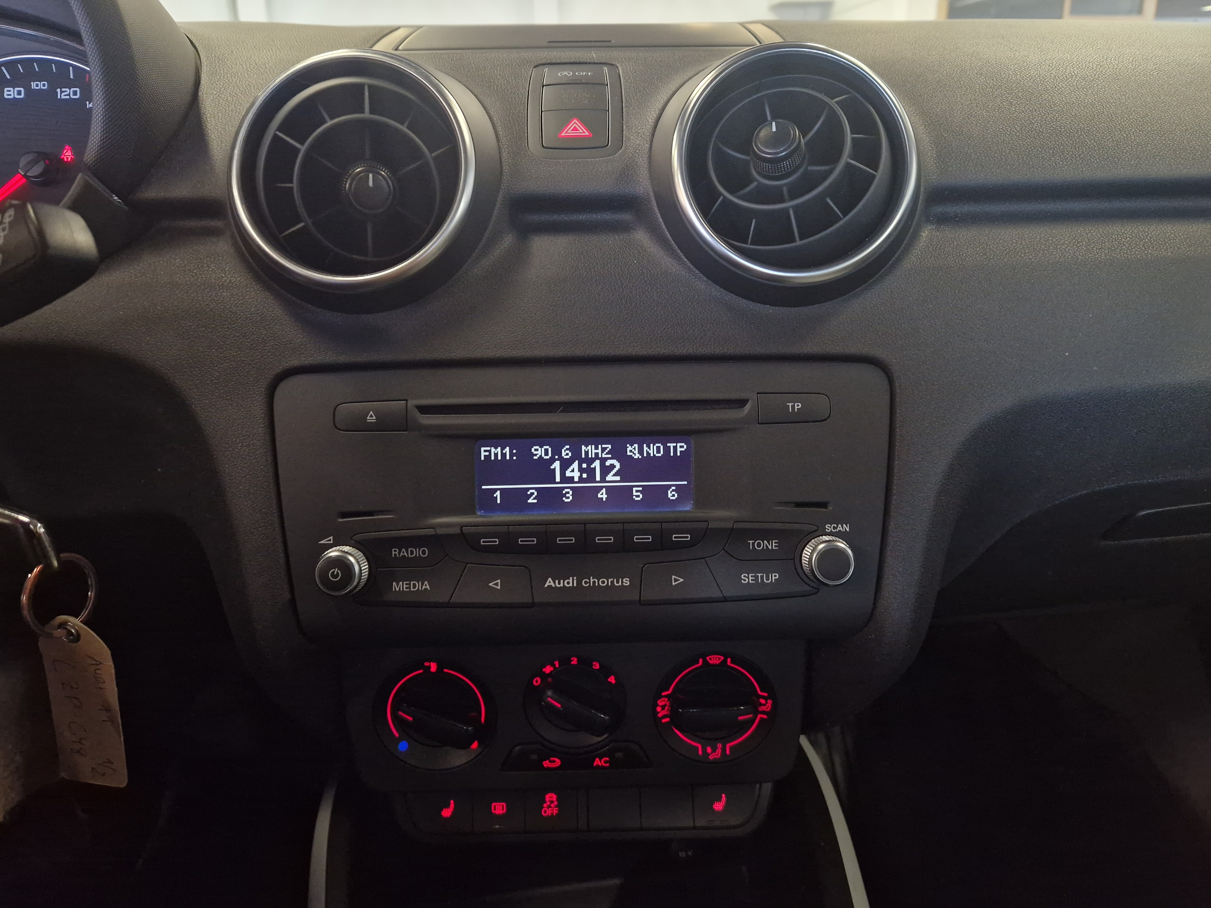 AUDI A1 2011