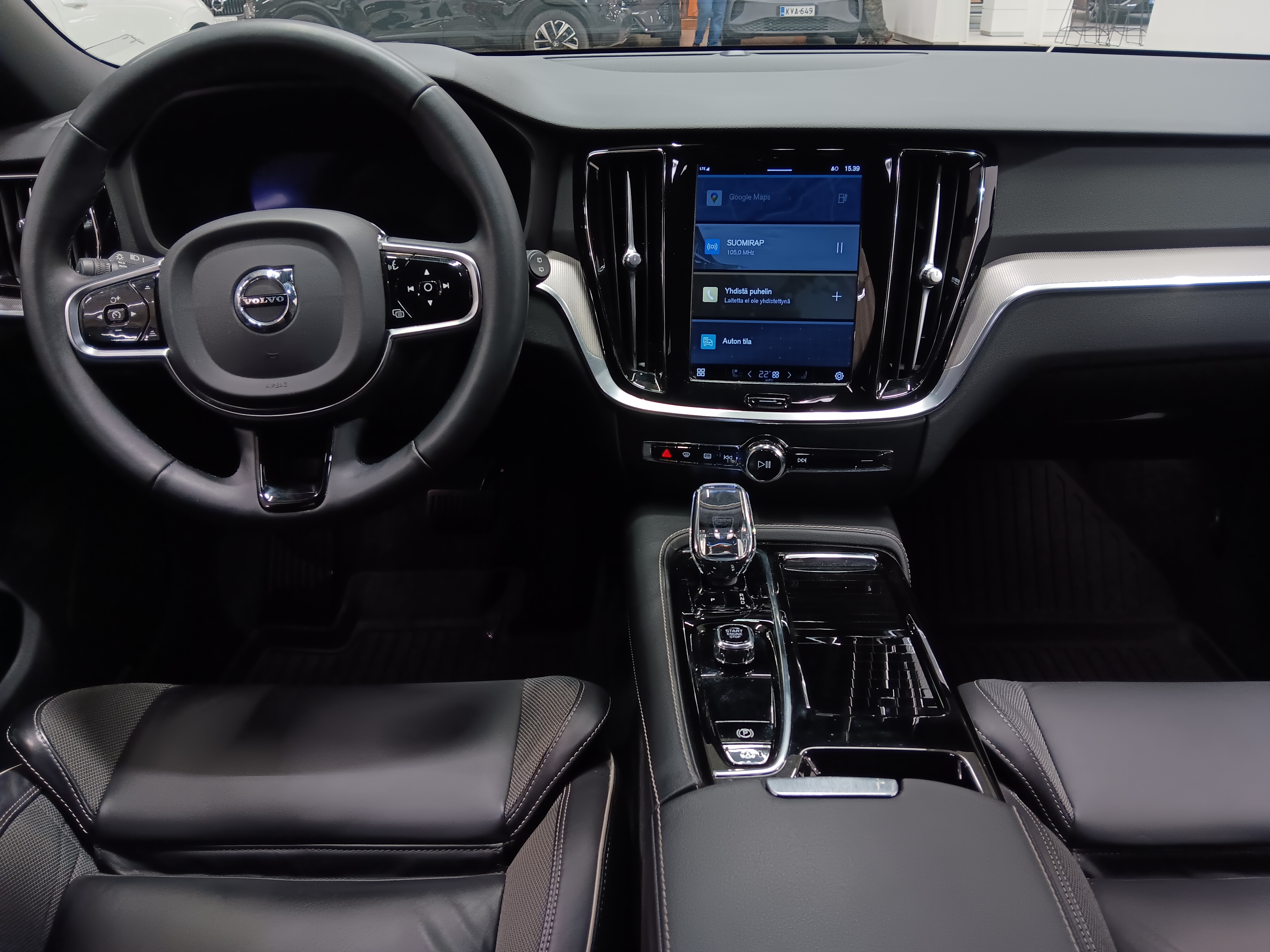 VOLVO V60 2023